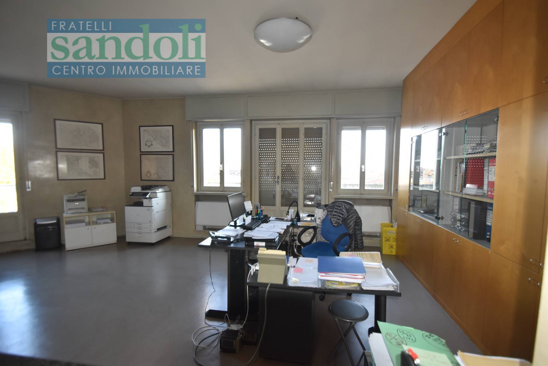 Ufficio in vendita a Vercelli, Semicentro