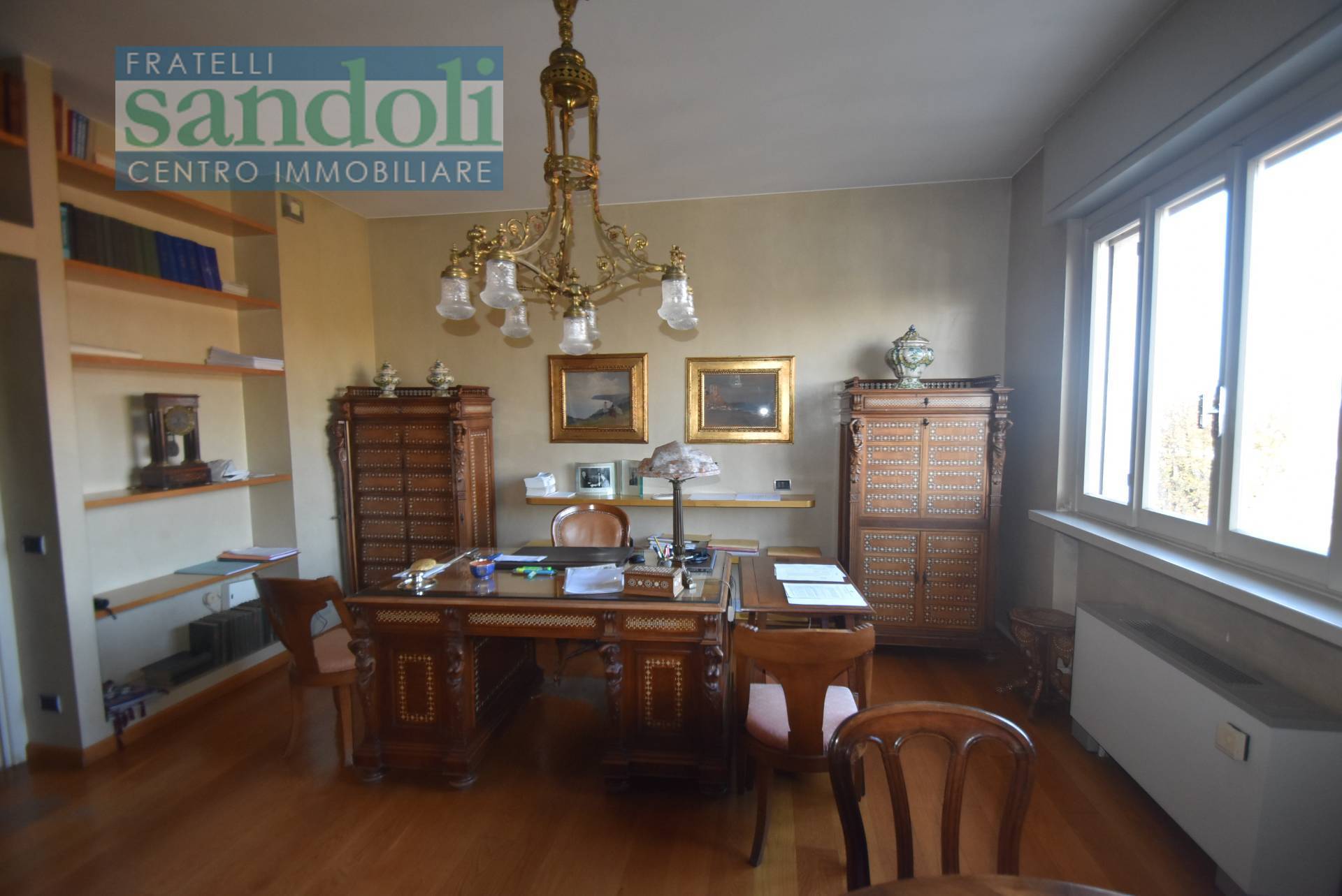 Ufficio in vendita a Vercelli, Semicentro