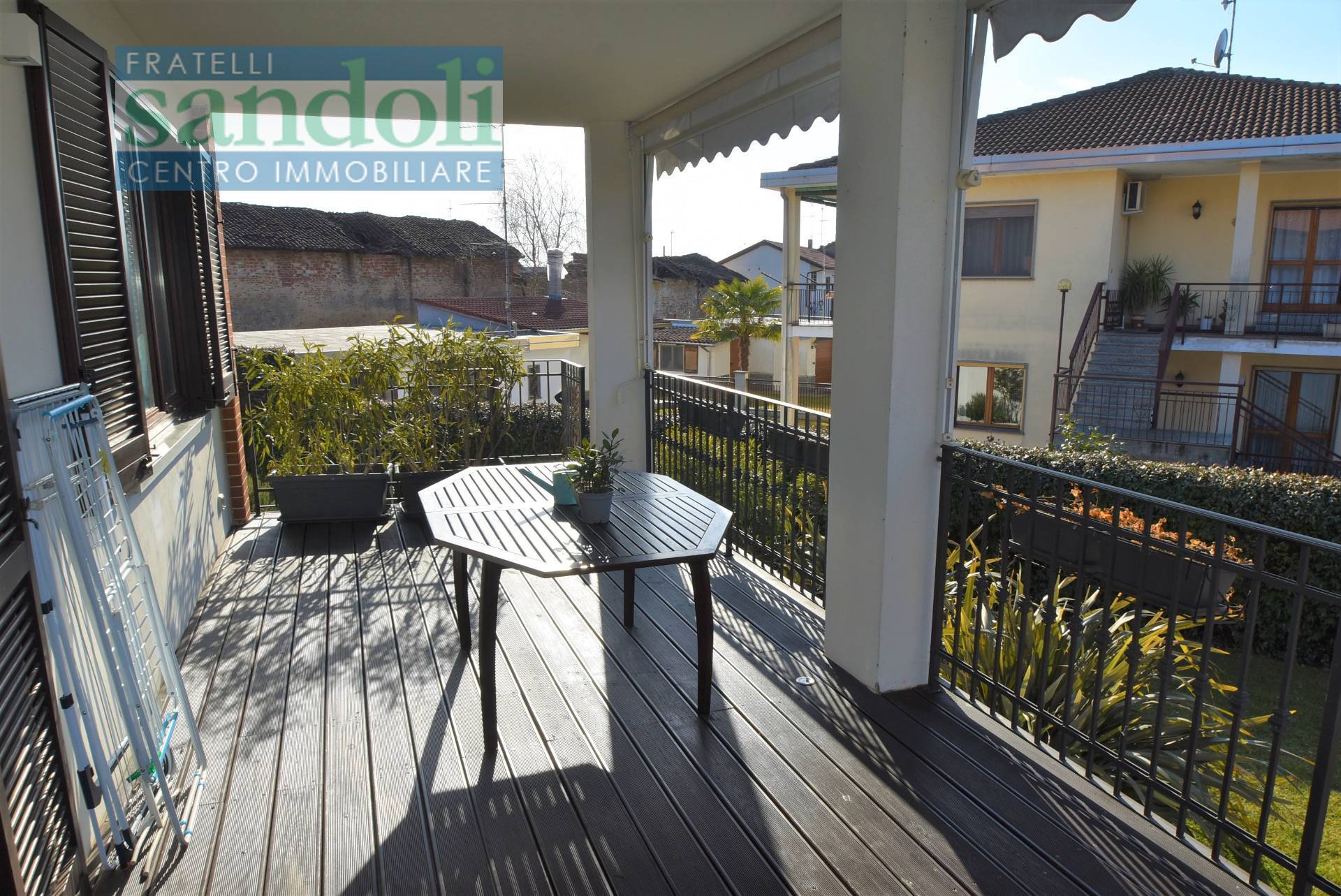 Appartamento in vendita a Caresanablot, Paesi