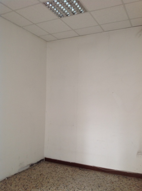 Negozio-Ufficio in affitto a Vercelli, Semicentro