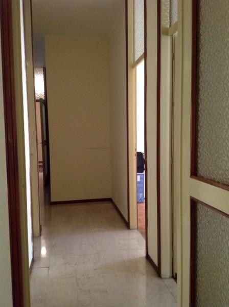 Ufficio in vendita a Vercelli, Centro