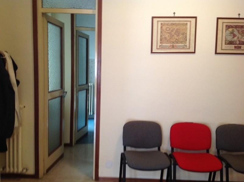 Ufficio in vendita a Vercelli, Centro