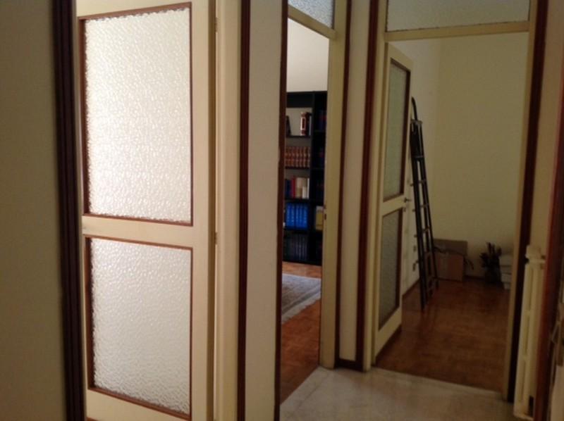 Ufficio in vendita a Vercelli, Centro