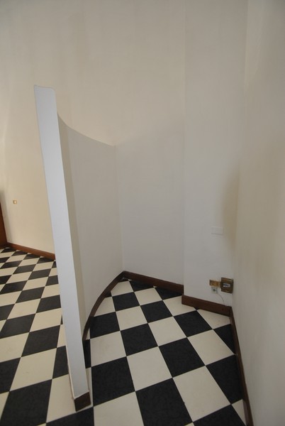 Locale commerciale in vendita a Vercelli, Centro