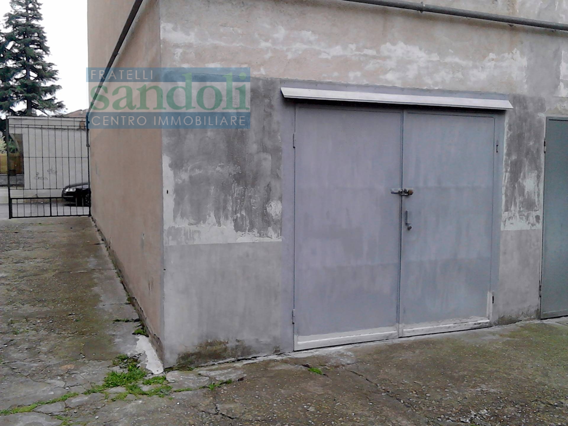 Box in vendita a Vercelli, Porta Torino