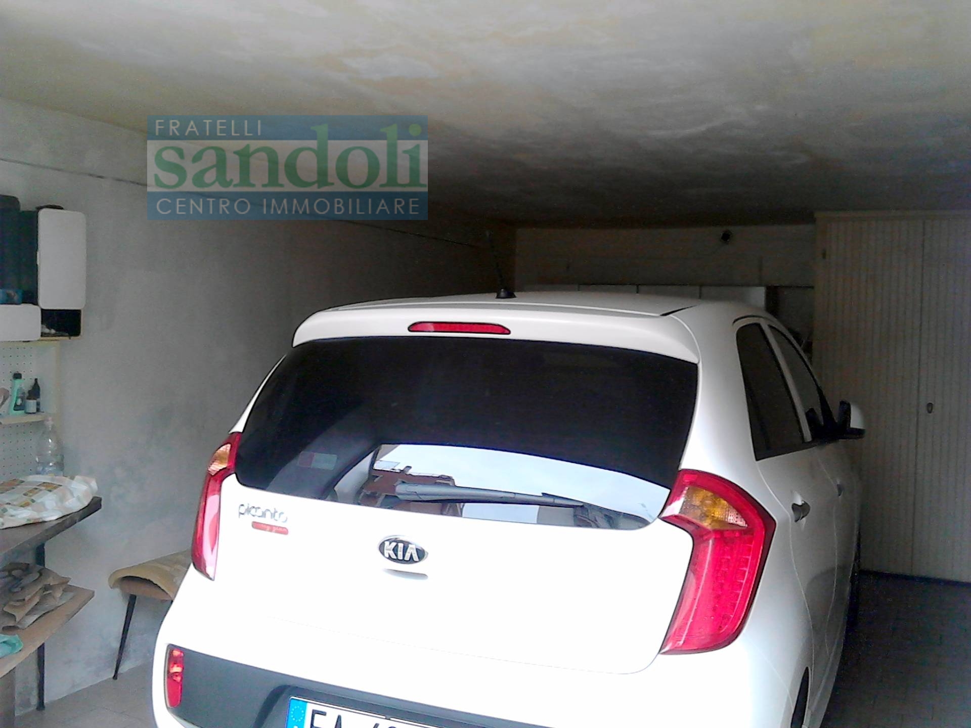 Box in vendita a Vercelli, Porta Torino