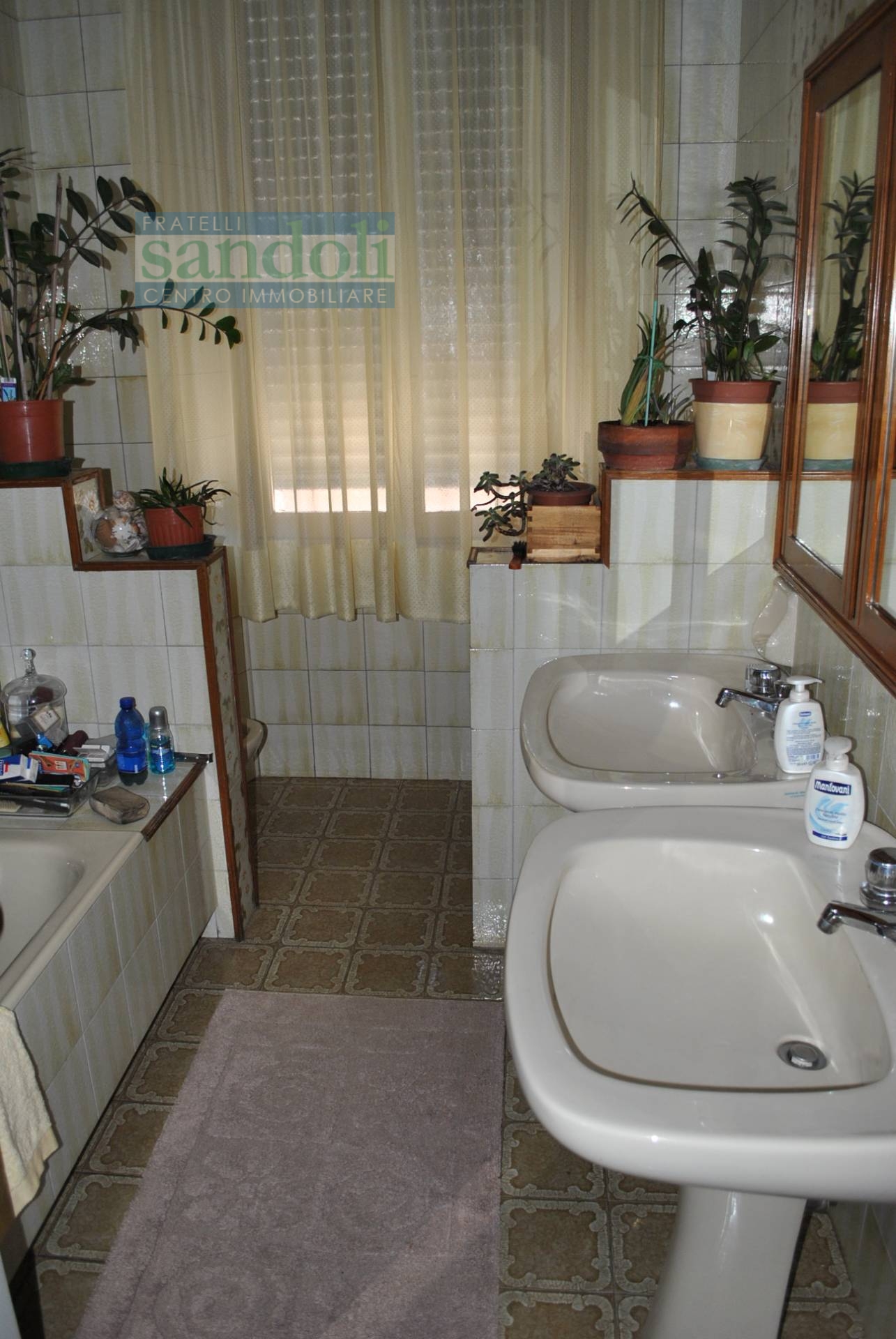 Appartamento in vendita a Vercelli, Semicentro