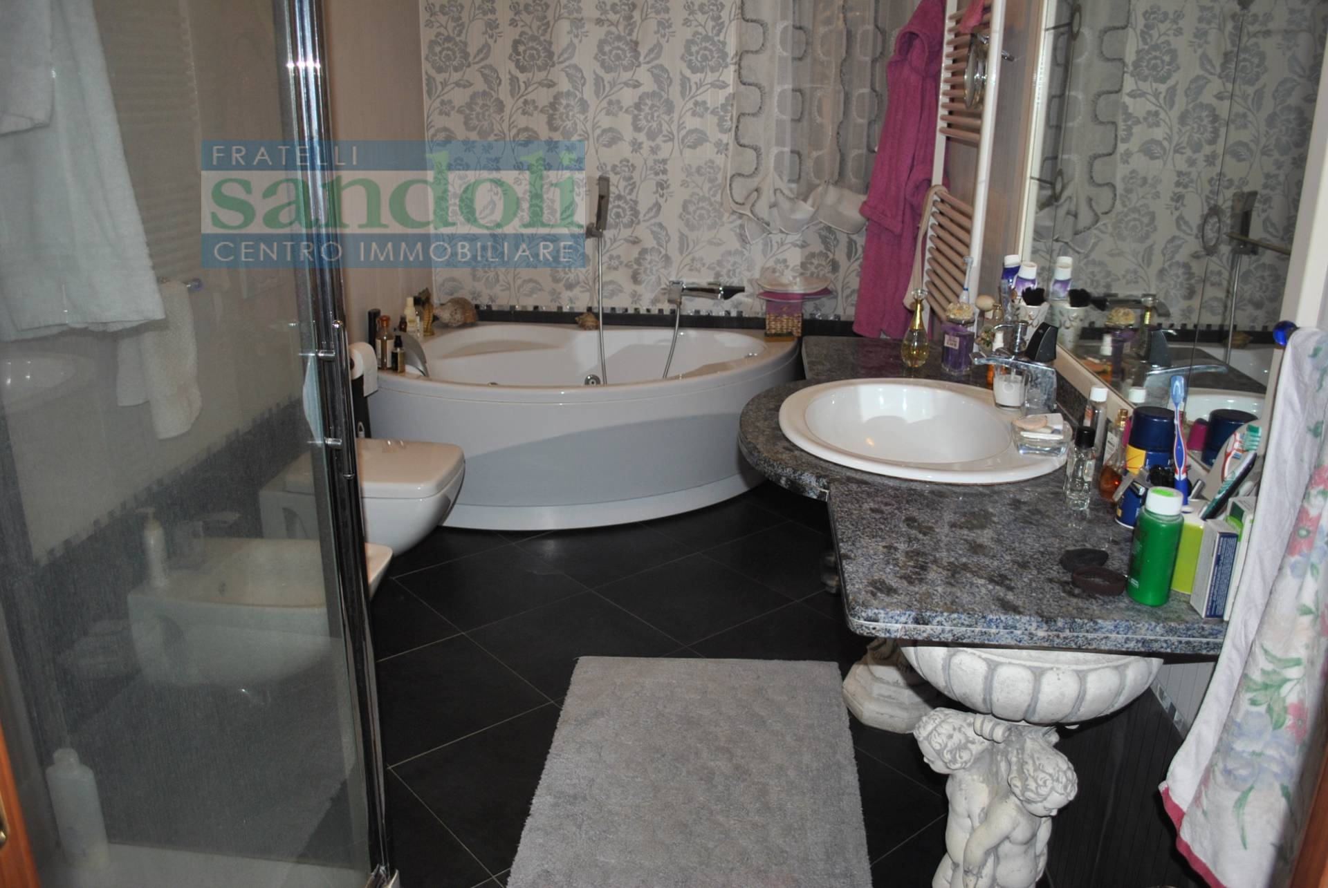 Indipendente in vendita a Caresanablot, Paesi