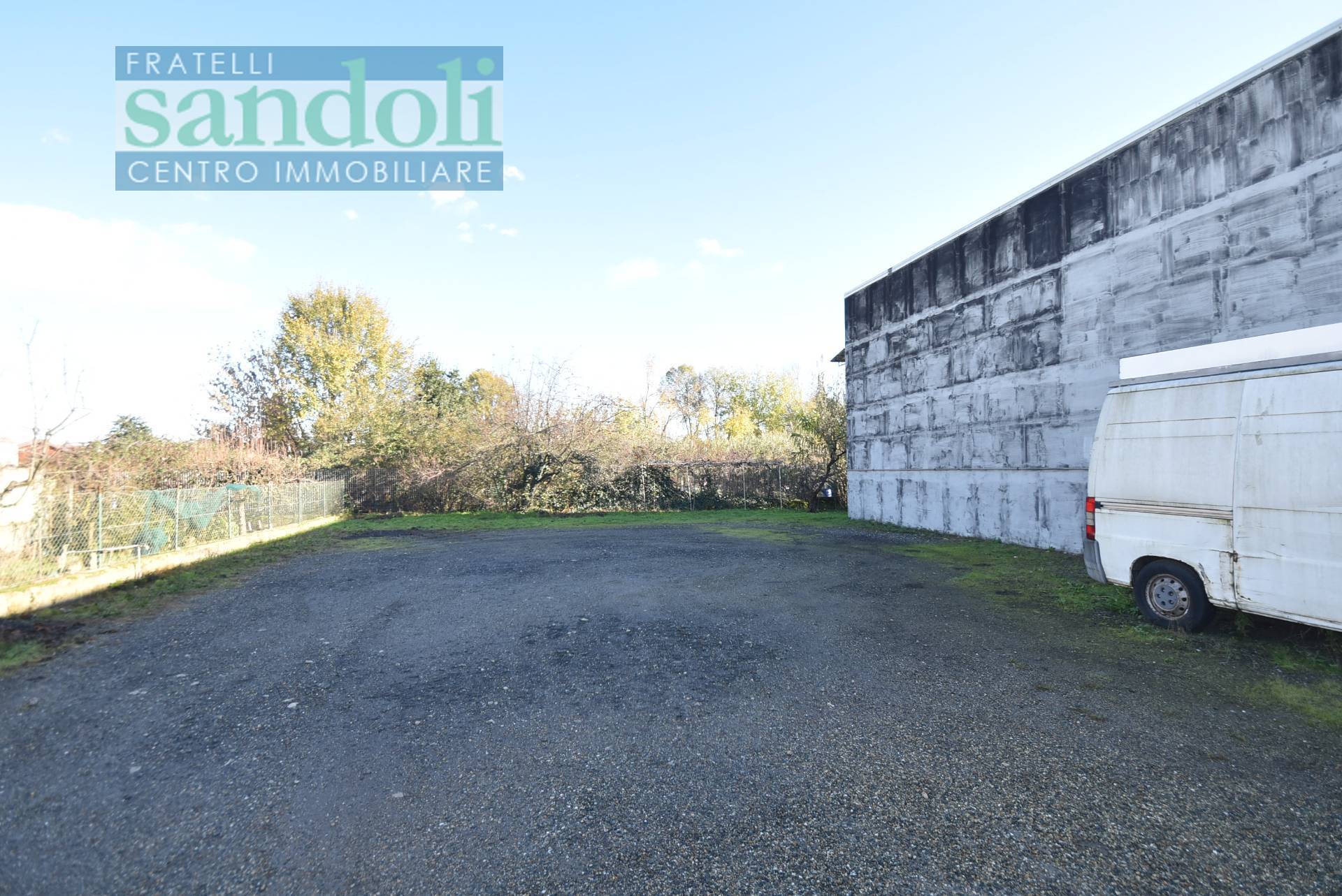 Capannone in vendita a Vercelli, Porta Torino