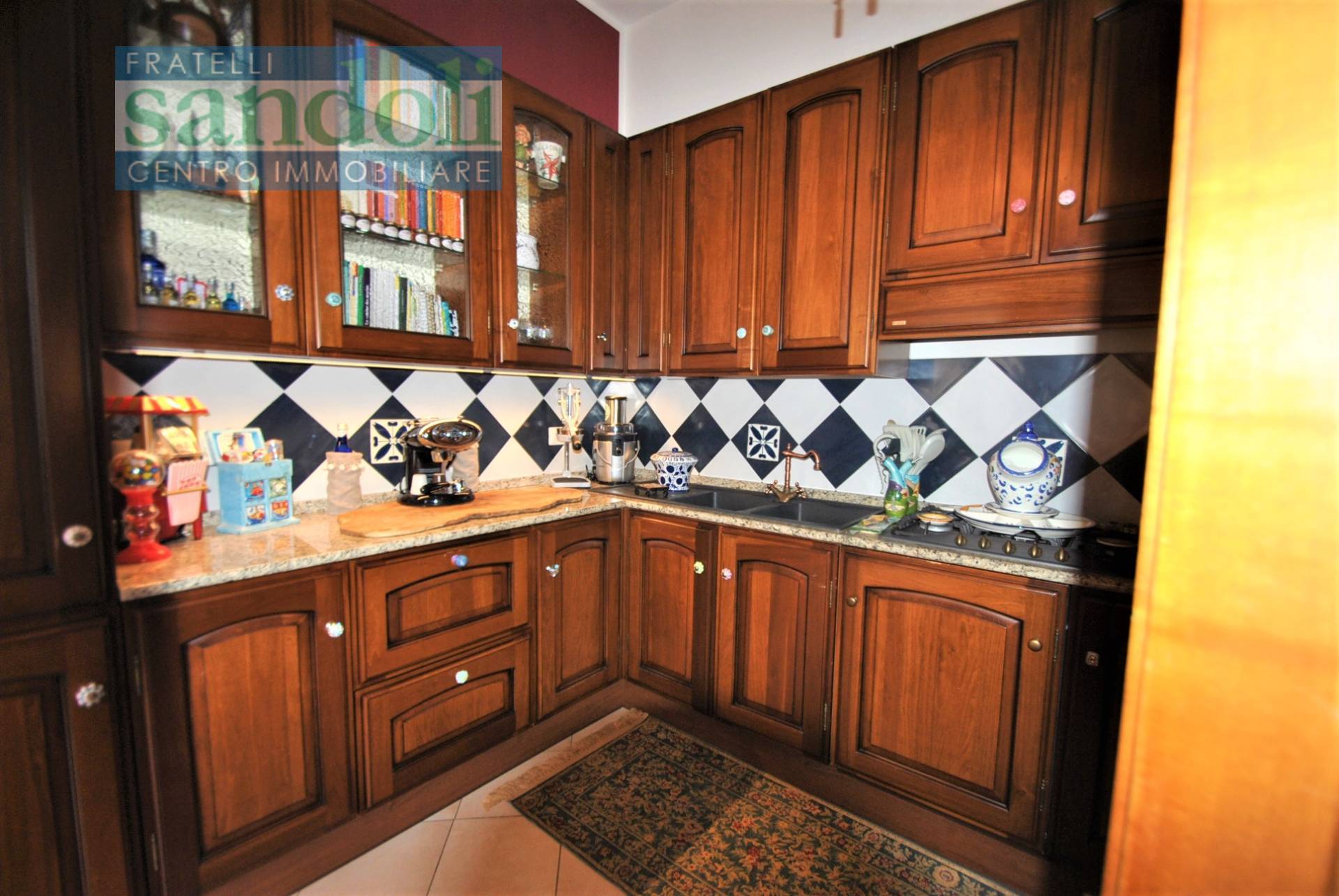 Indipendente in vendita a Palestro, Paesi