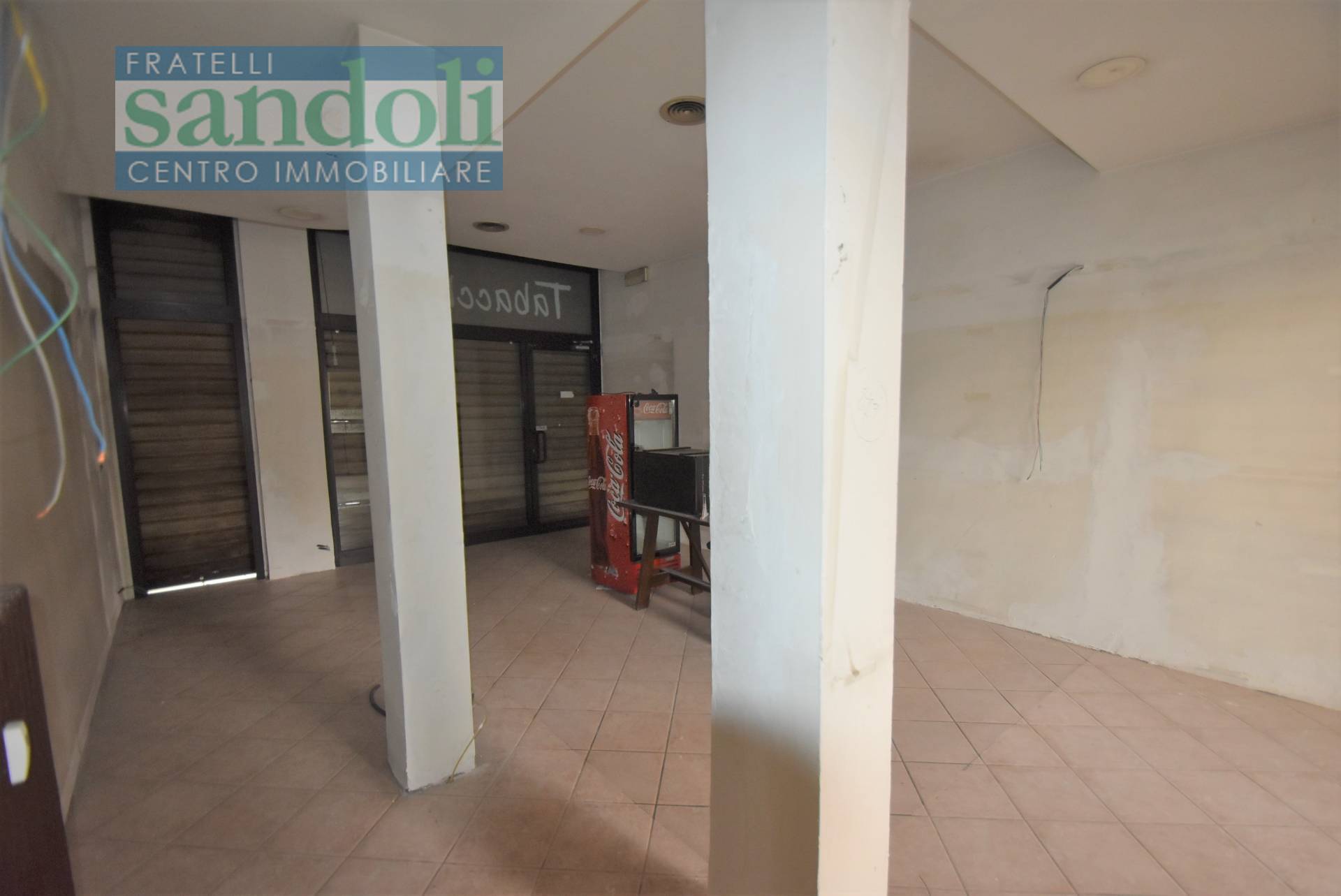 Negozio-Ufficio in affitto a Vercelli, Corso Italia