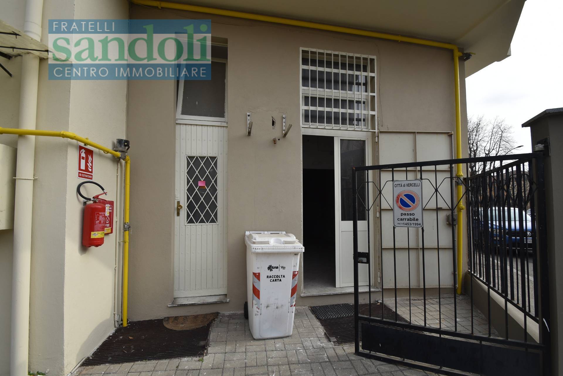 Negozio-Ufficio in affitto a Vercelli, Corso Italia