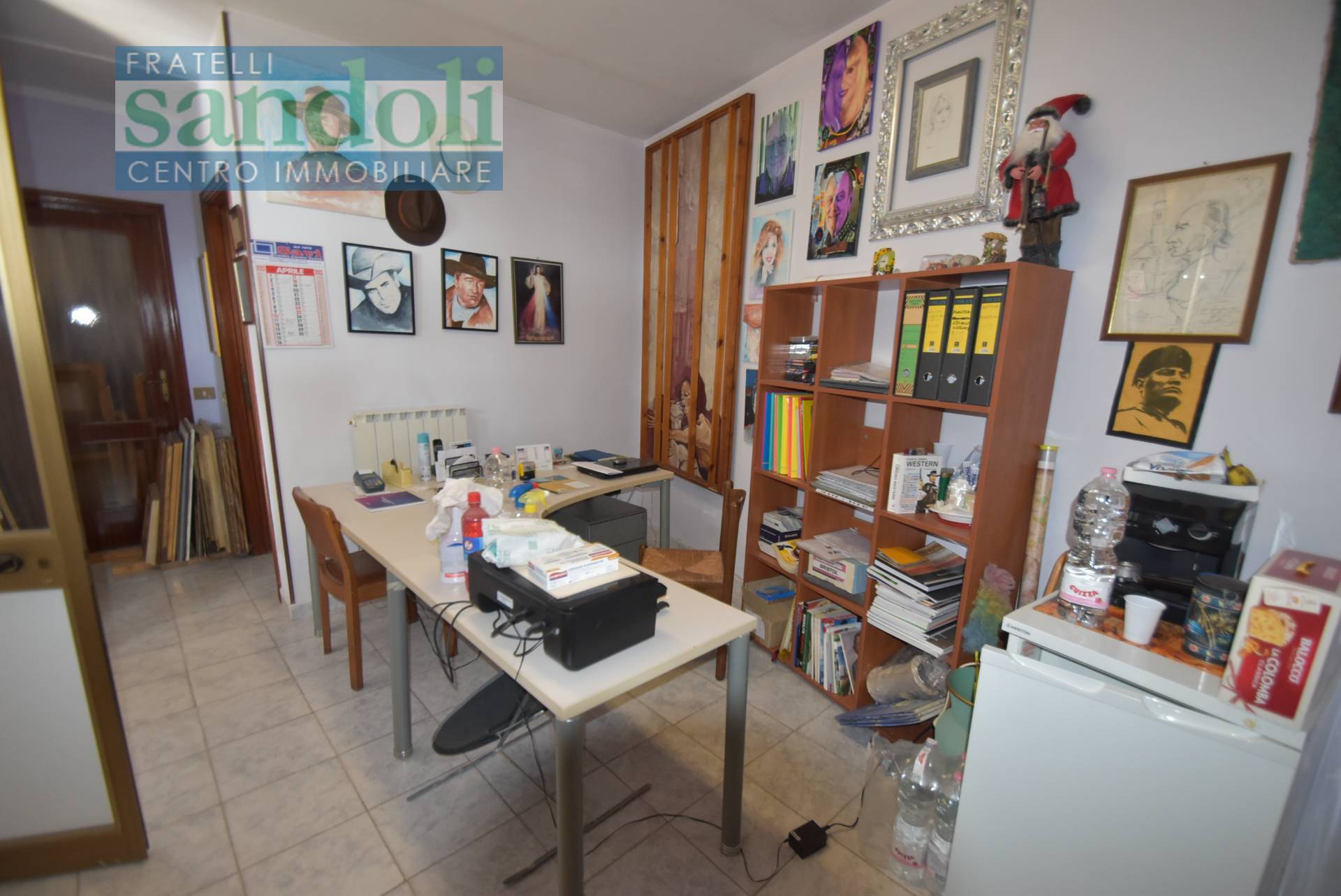 Negozio-Ufficio in vendita a Vercelli, Canad