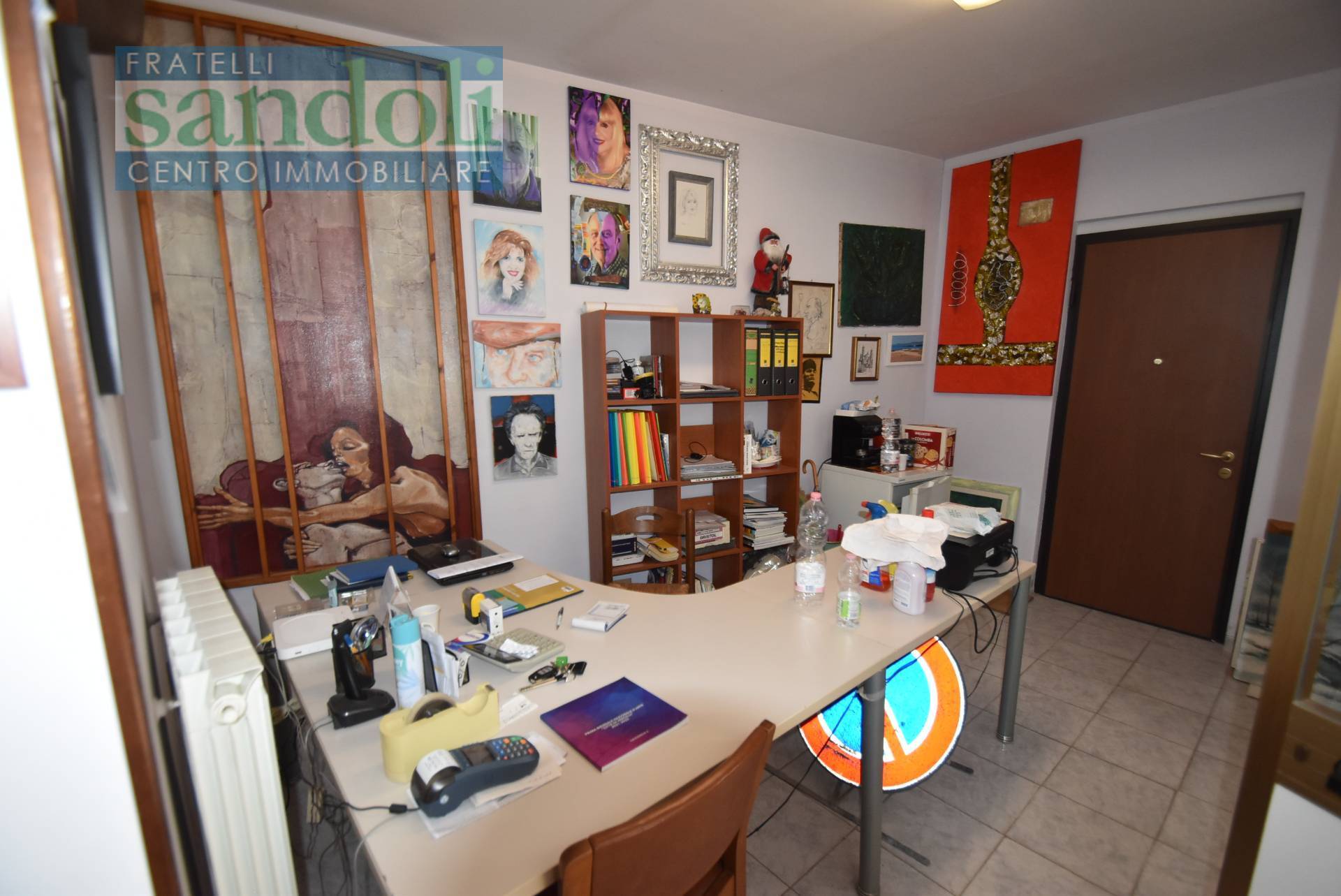 Negozio-Ufficio in vendita a Vercelli, Canad