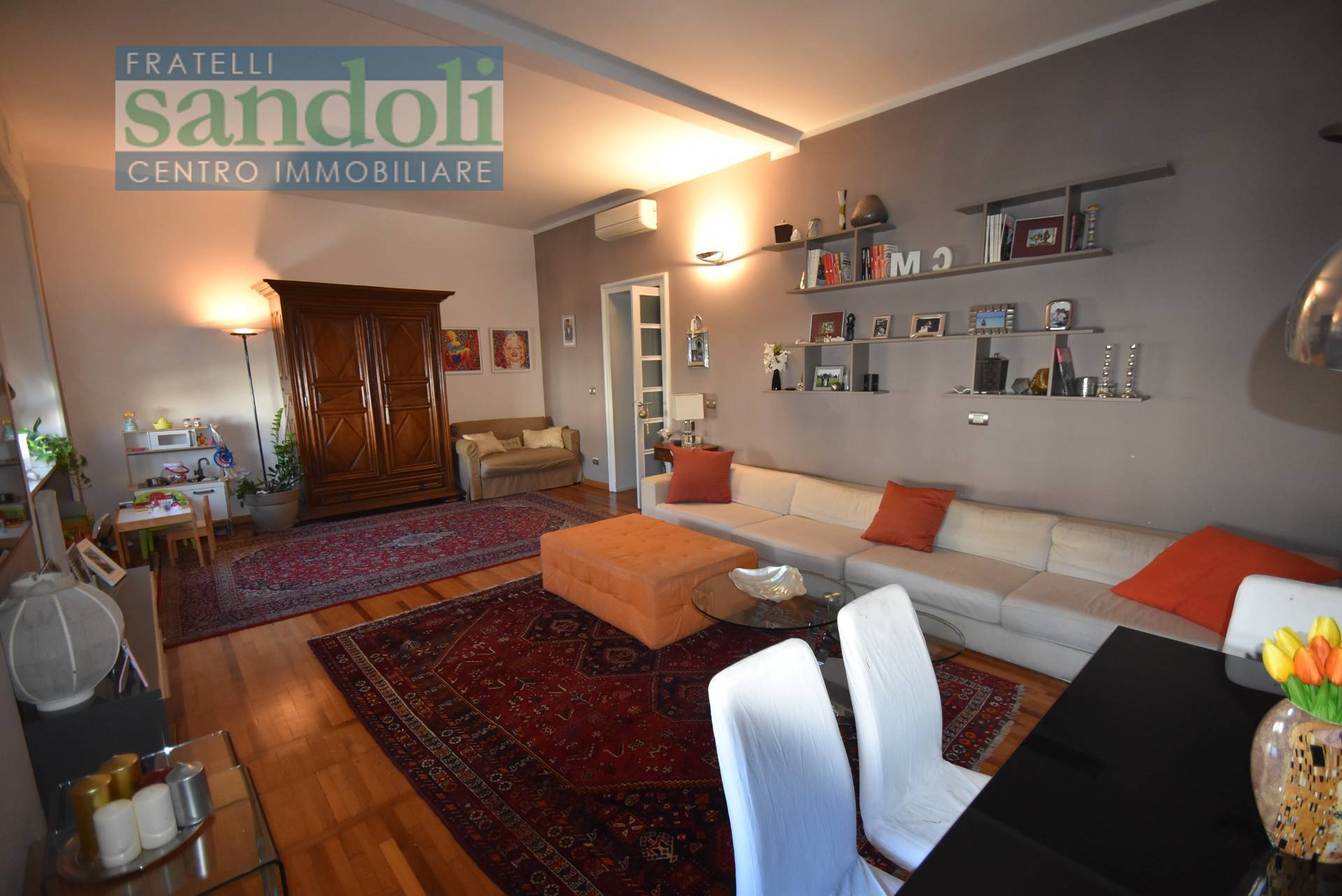 Appartamento in vendita a Vercelli, Centro