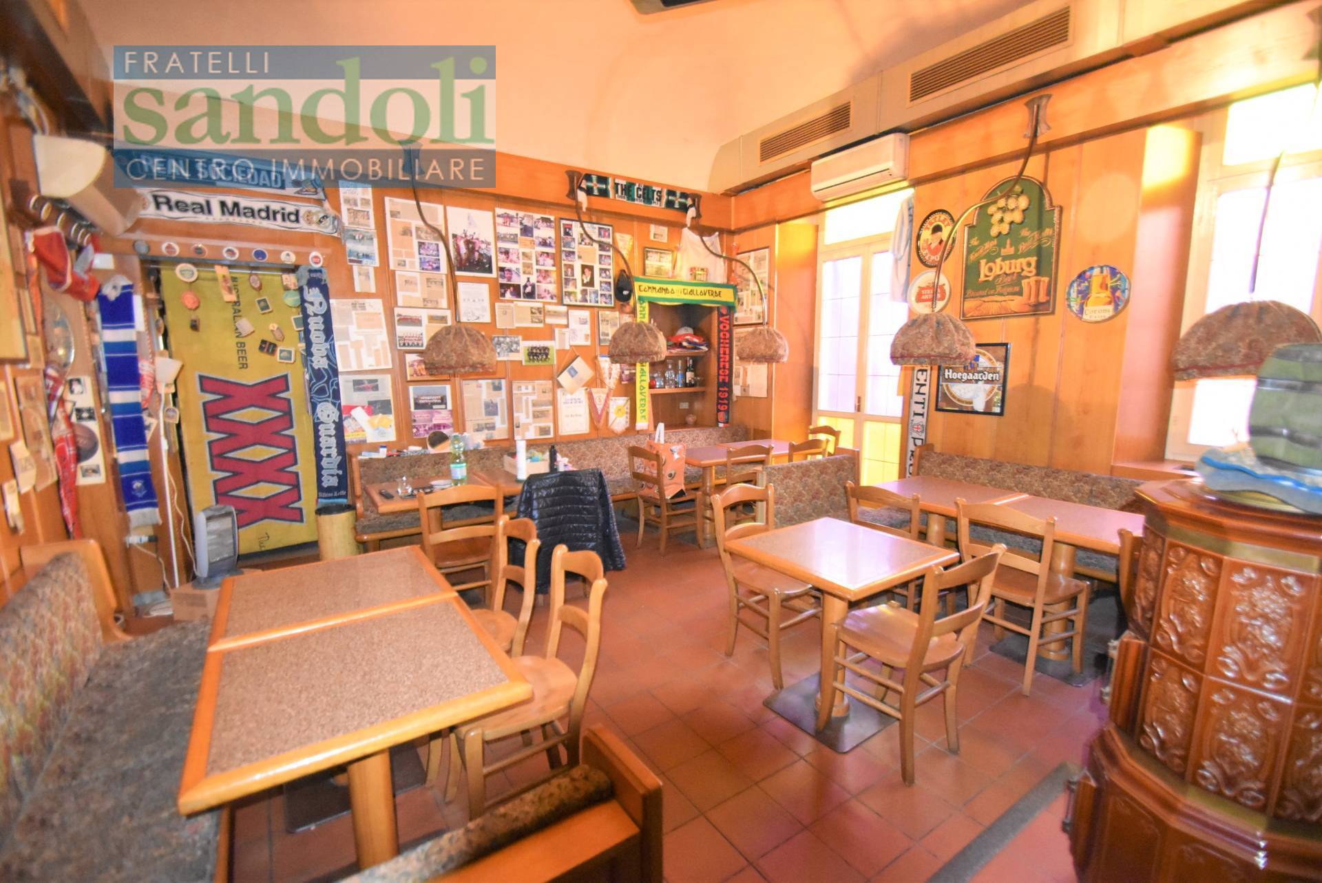 Locale commerciale in vendita a Vercelli, Stazione