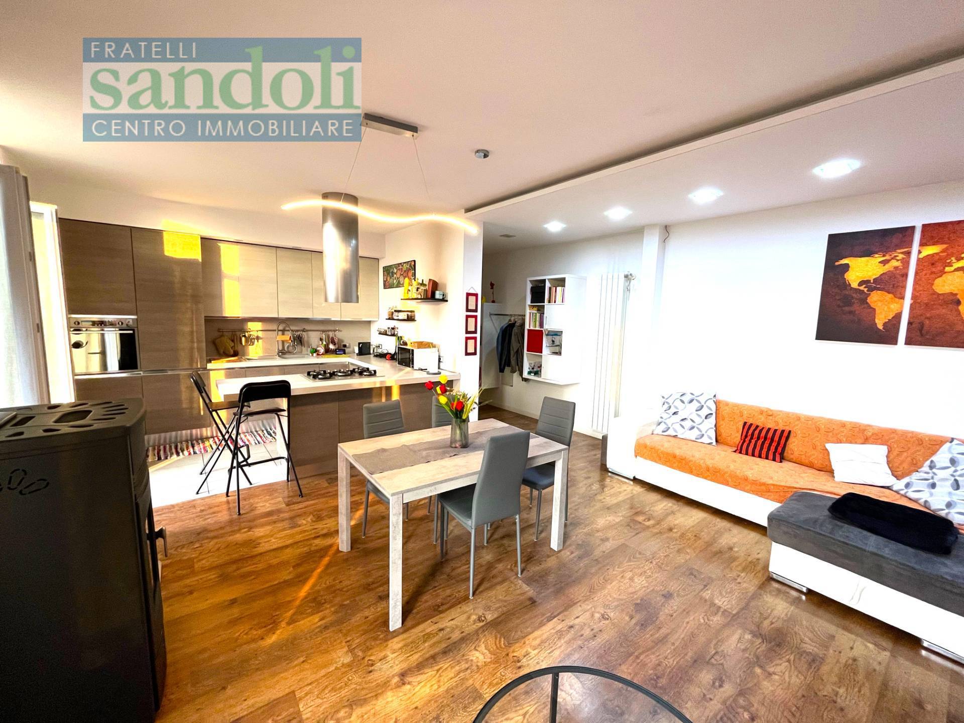 Appartamento in vendita a Palestro, Paesi