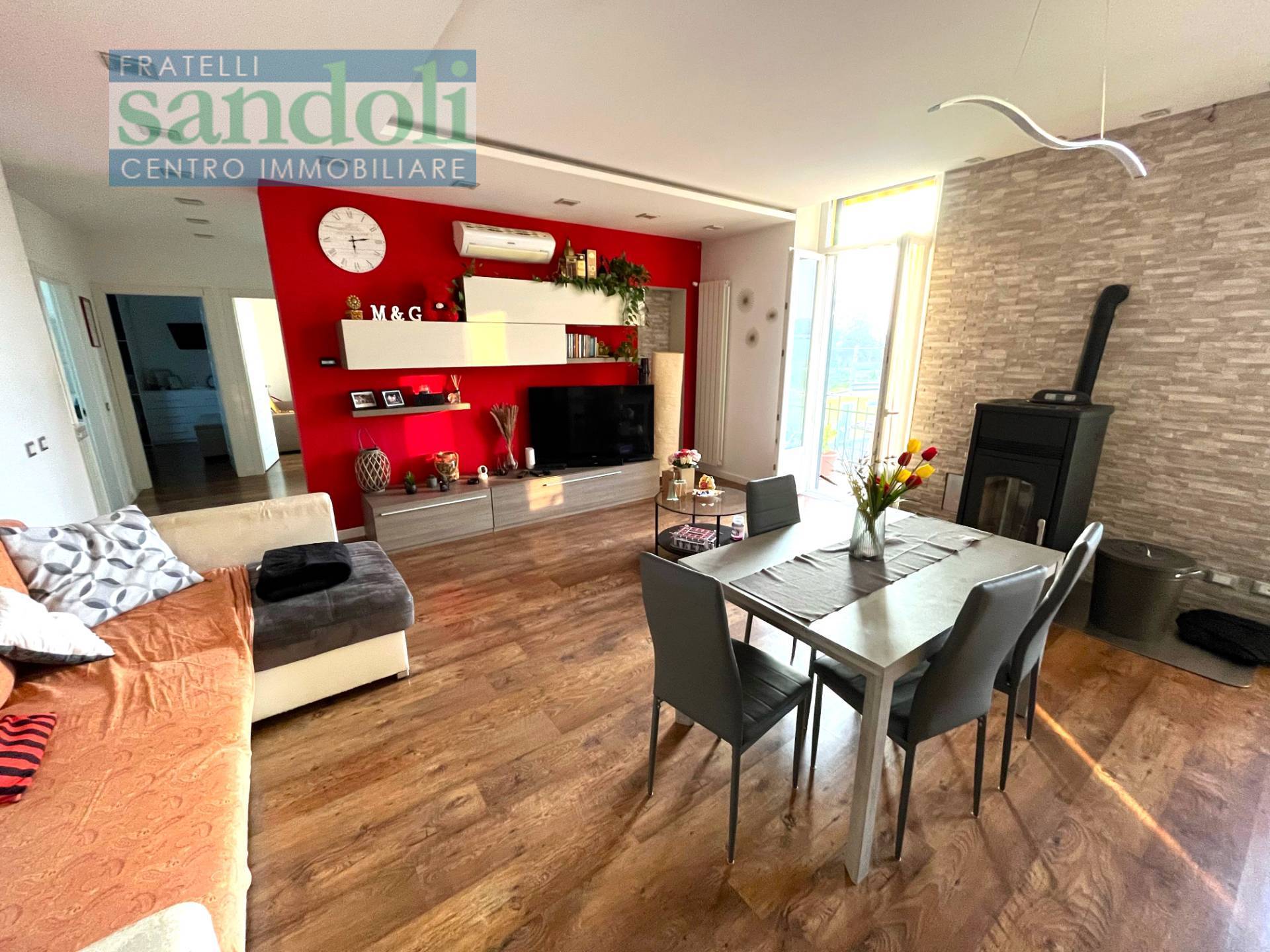 Appartamento in vendita a Palestro, Paesi