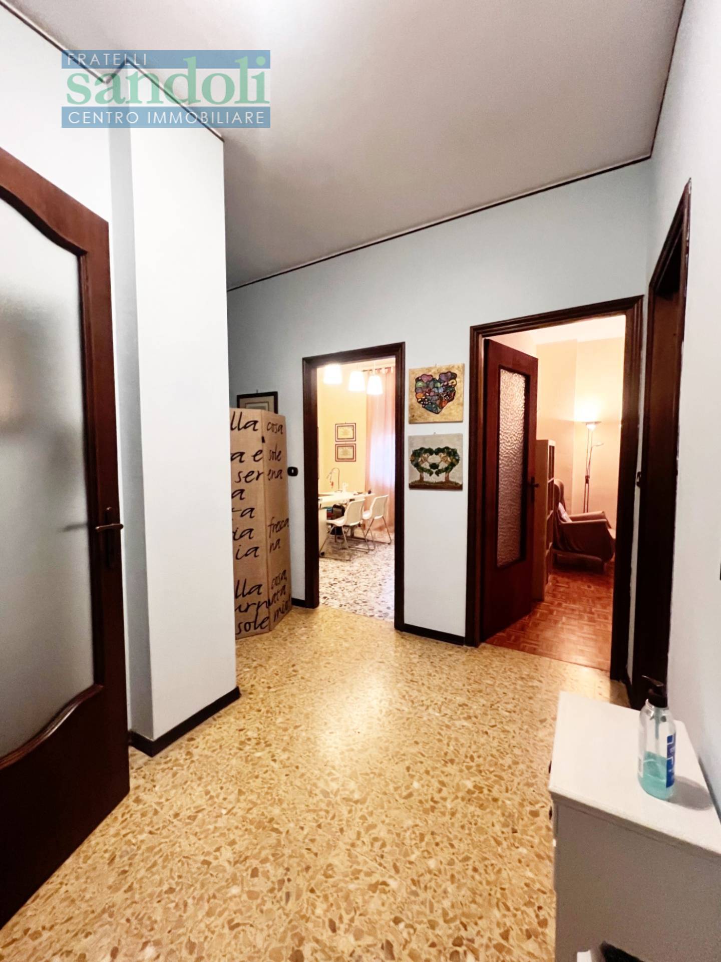 Ufficio in affitto a Vercelli, Centro