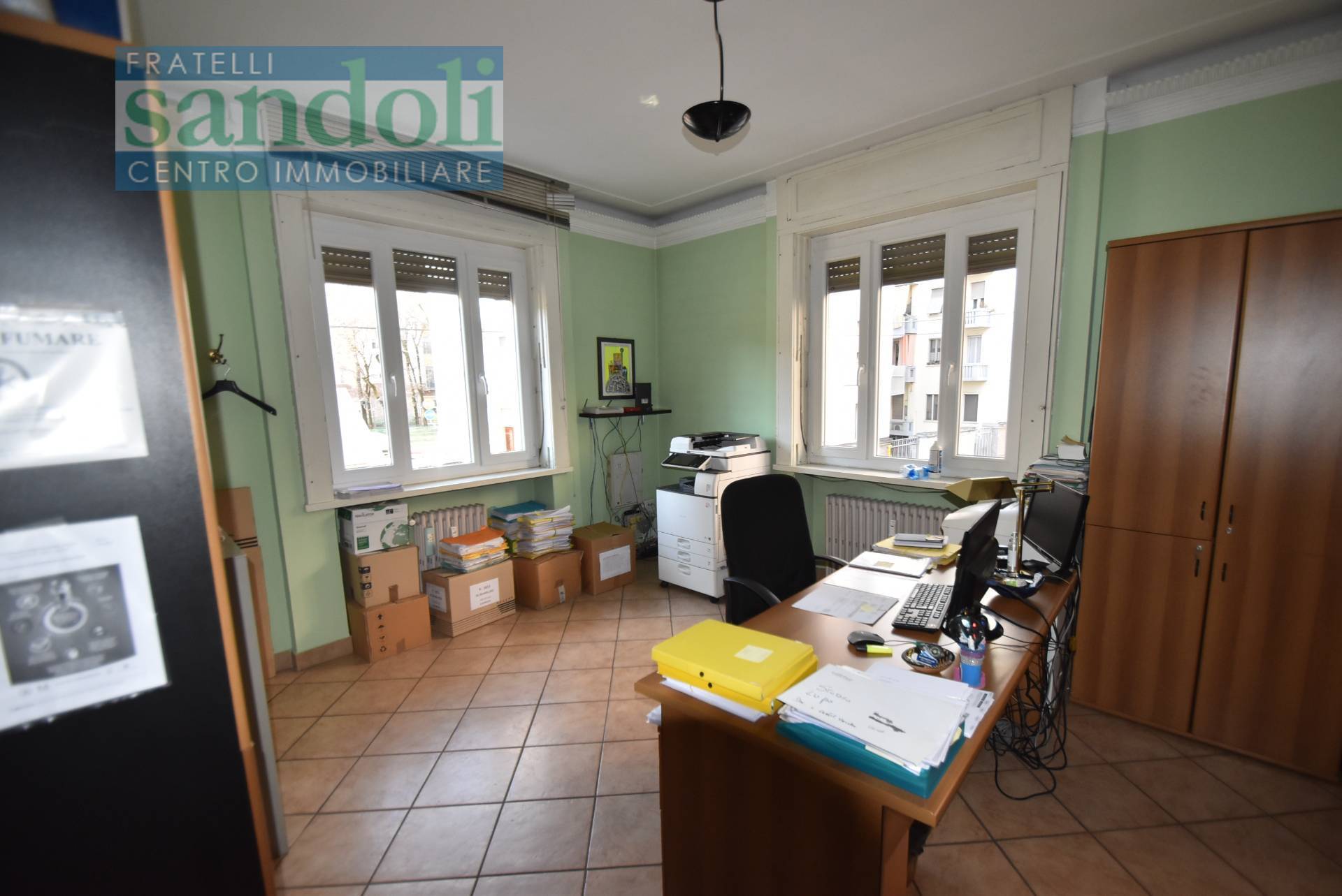 Ufficio in vendita a Vercelli, Centro