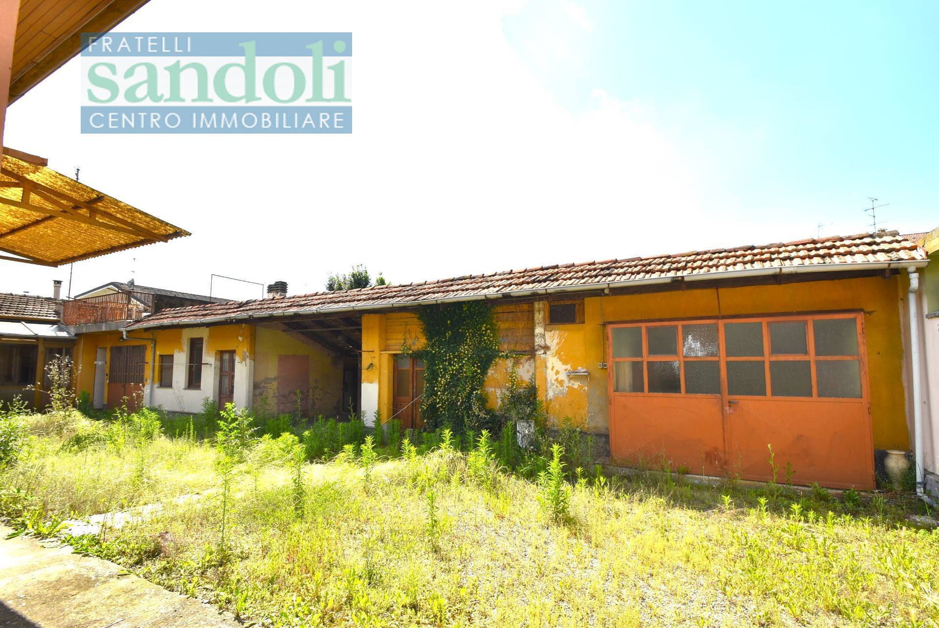 Indipendente in vendita a Vercelli, Canad