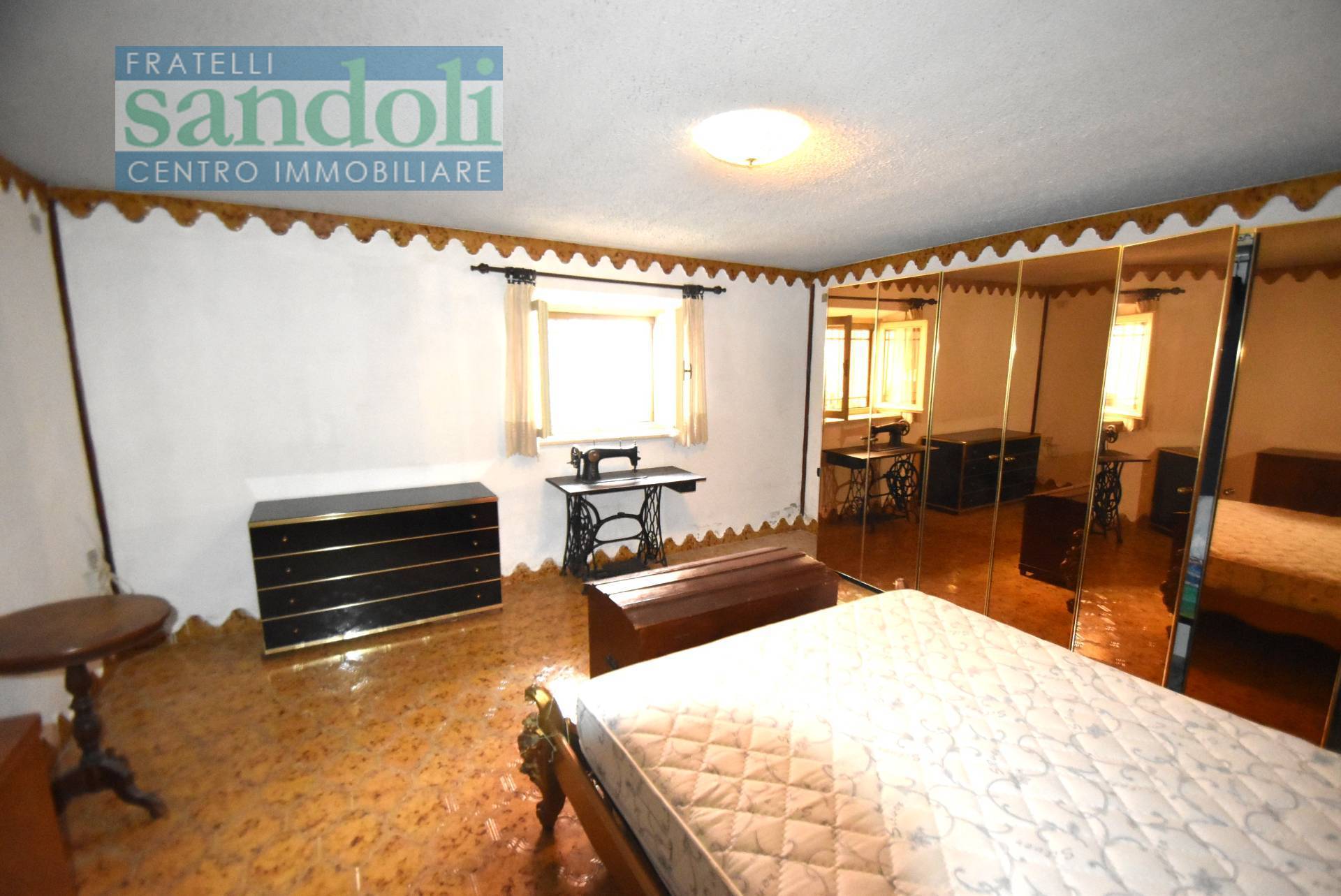 Indipendente in vendita a Vercelli, Cappuccini