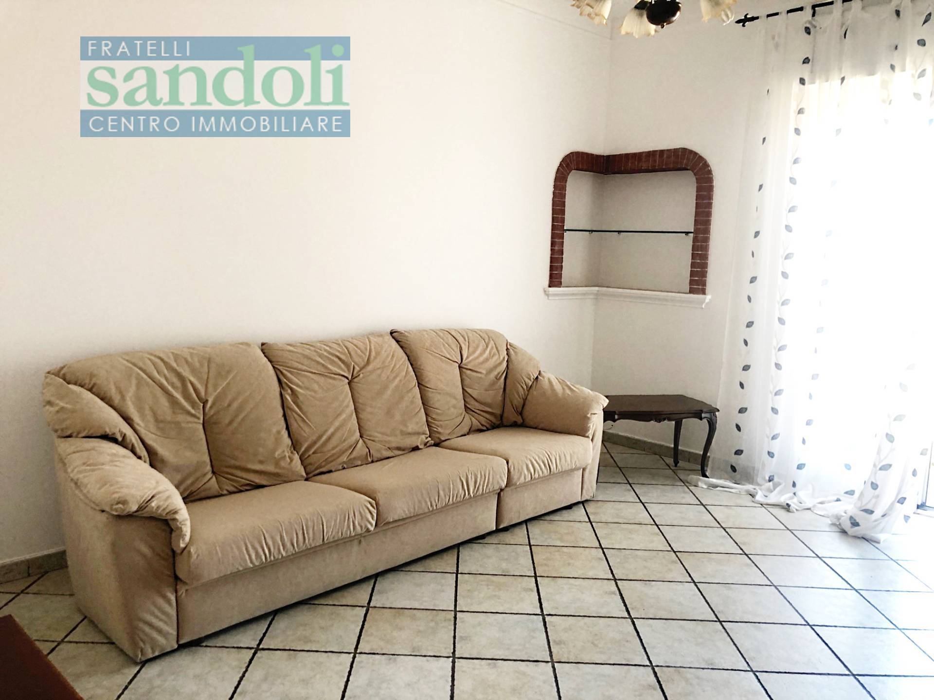 Appartamento in vendita a Vercelli, Porta Torino