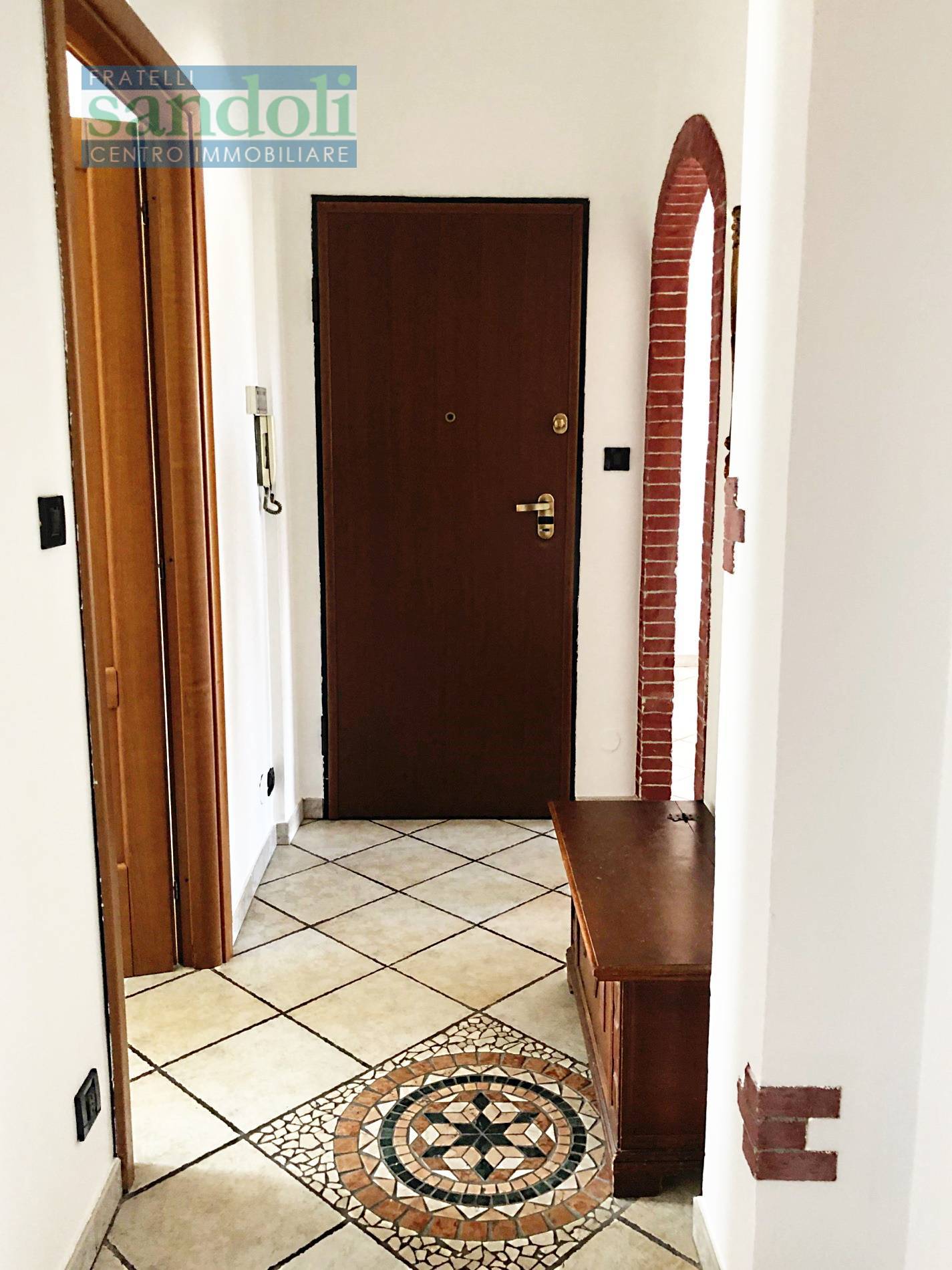 Appartamento in vendita a Vercelli, Porta Torino