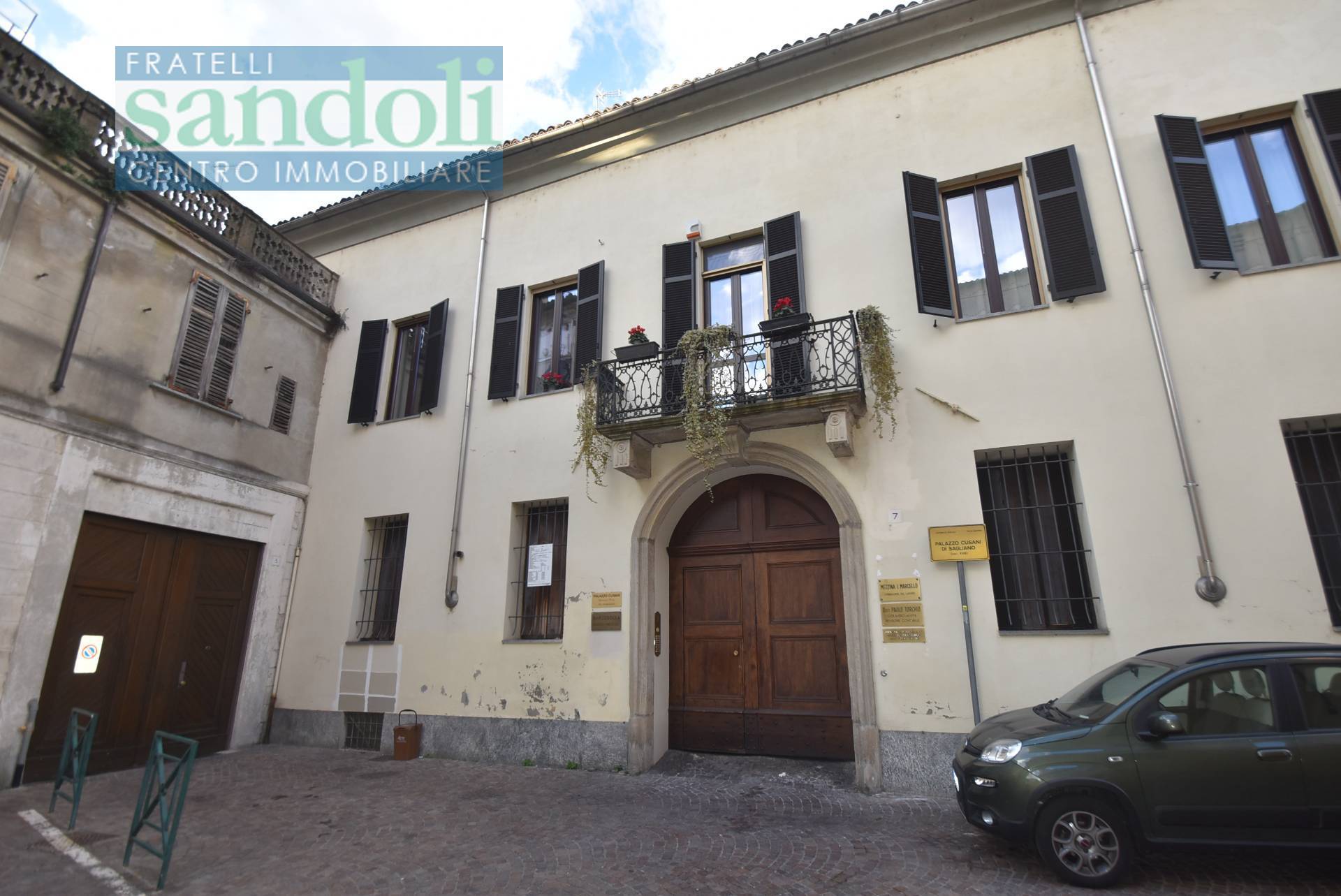 Ufficio in vendita a Vercelli, Centro