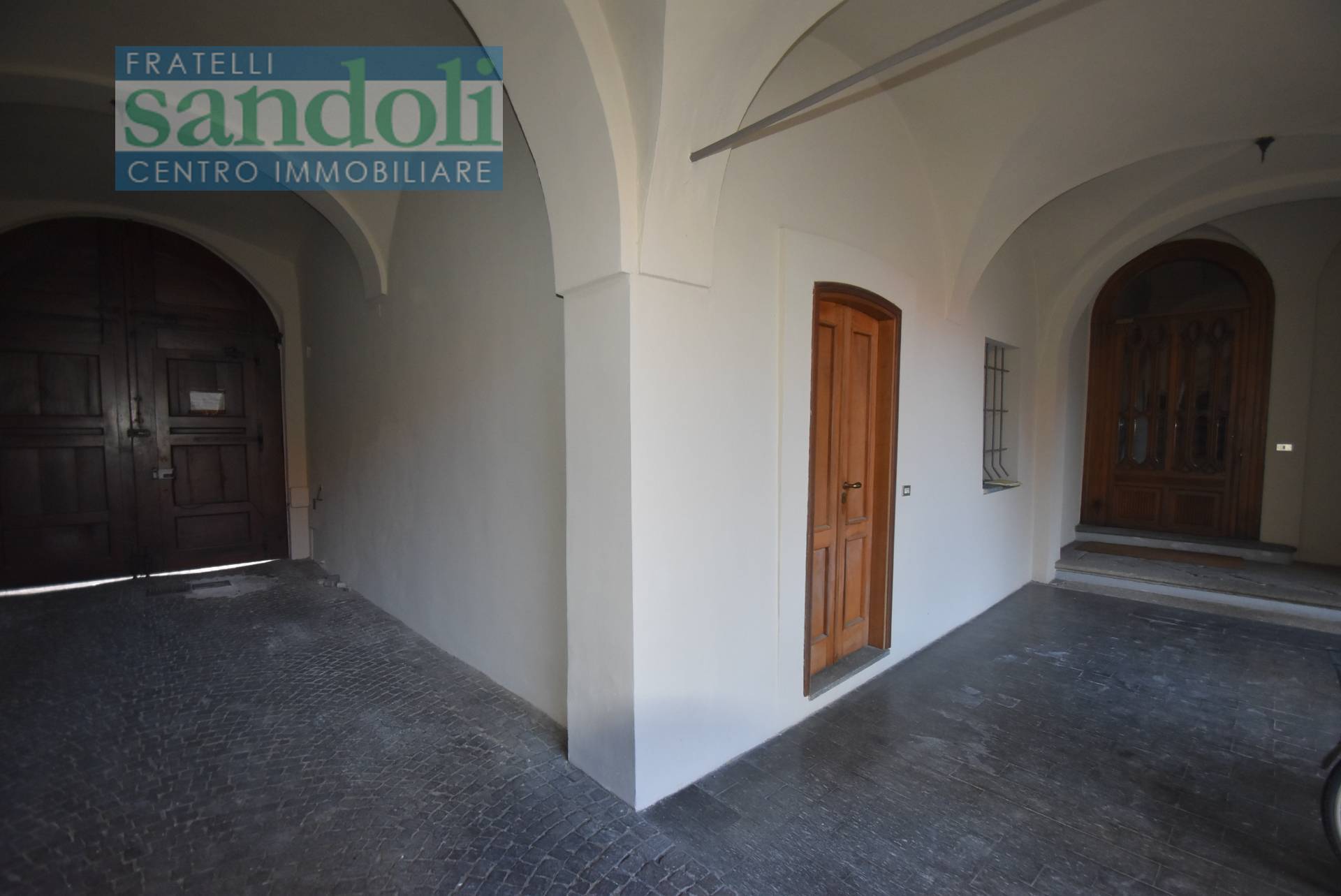 Ufficio in vendita a Vercelli, Centro