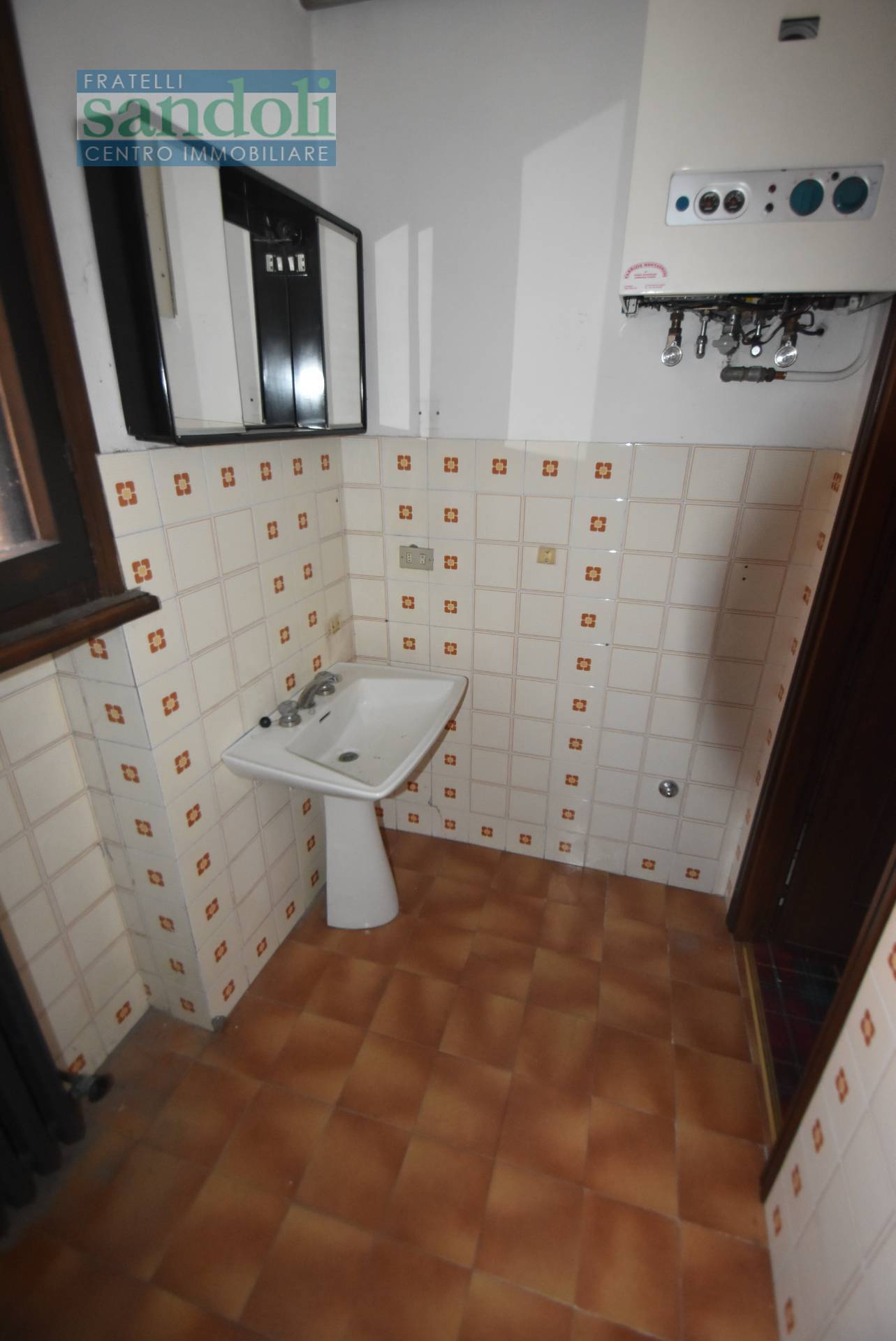 Ufficio in vendita a Vercelli, Centro