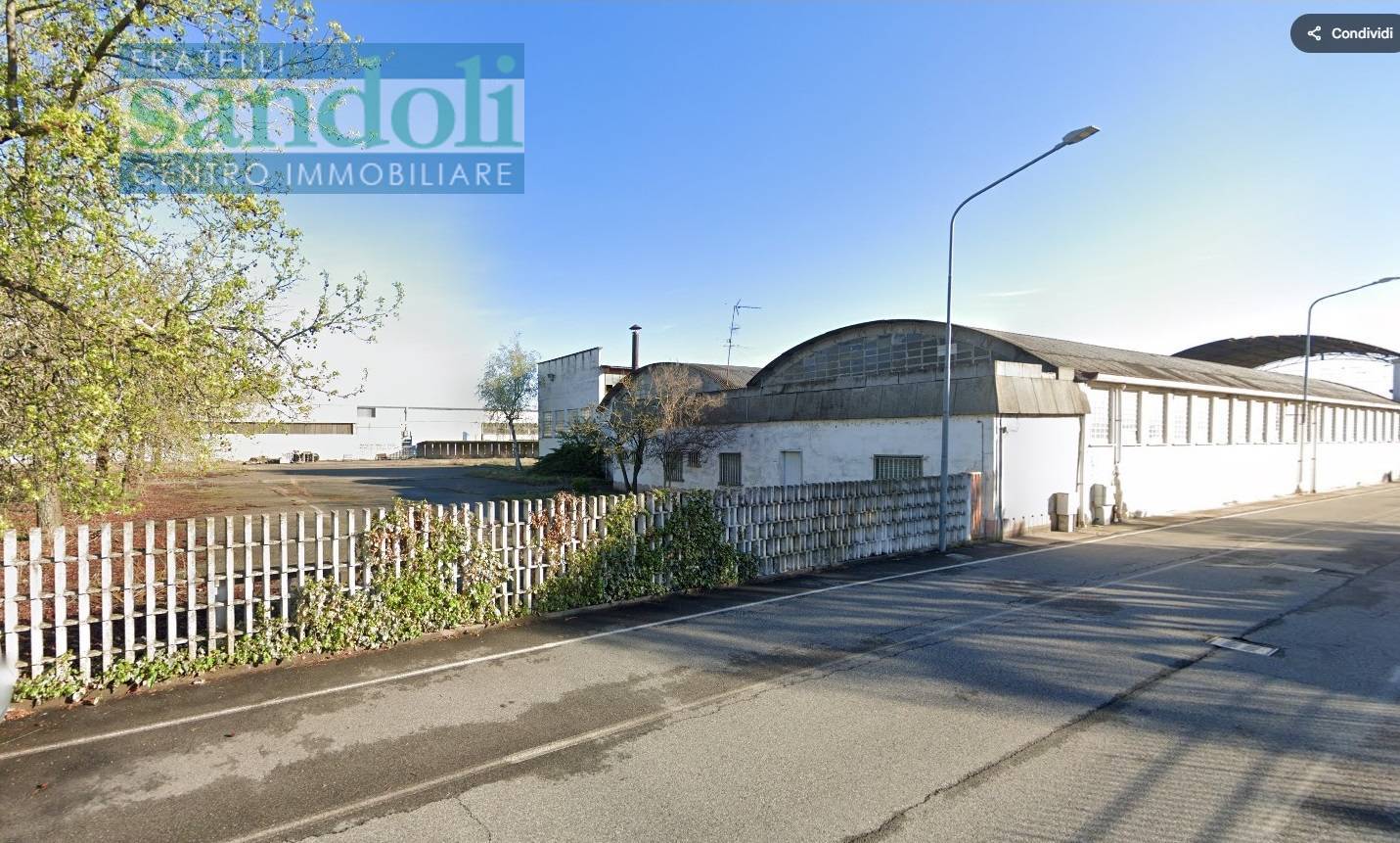 Capannone in vendita a Caresanablot, Paesi