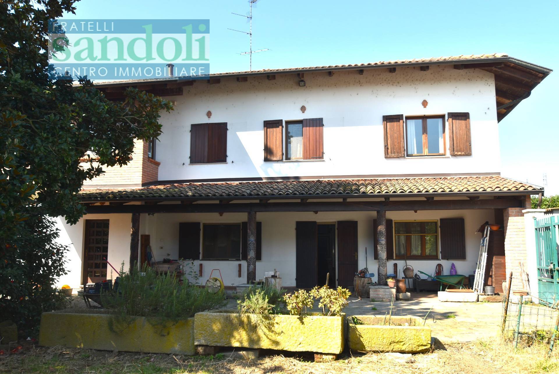 Indipendente in vendita a Vercelli, Bivio Sesia