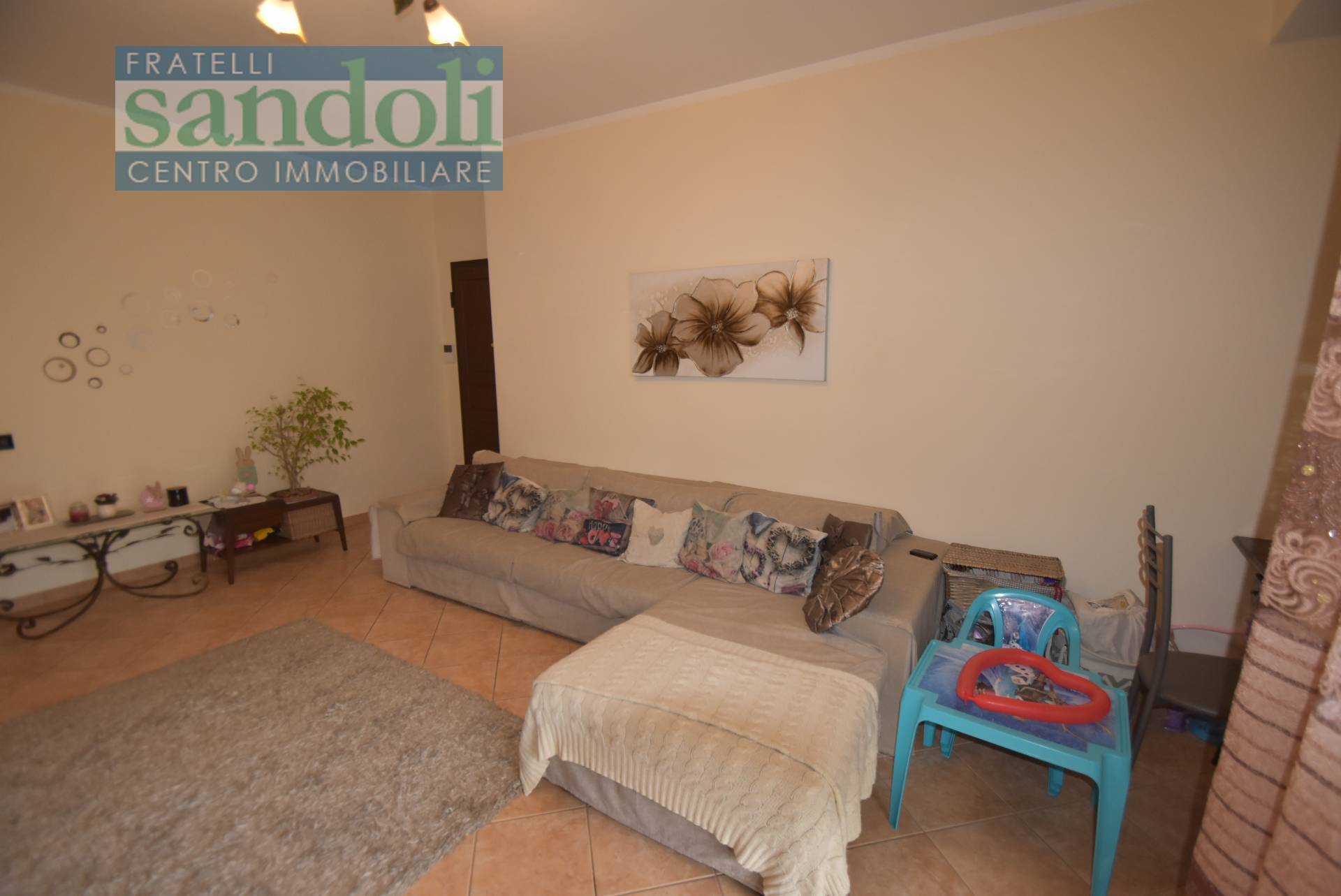 Appartamento in vendita a Vercelli, Porta Milano