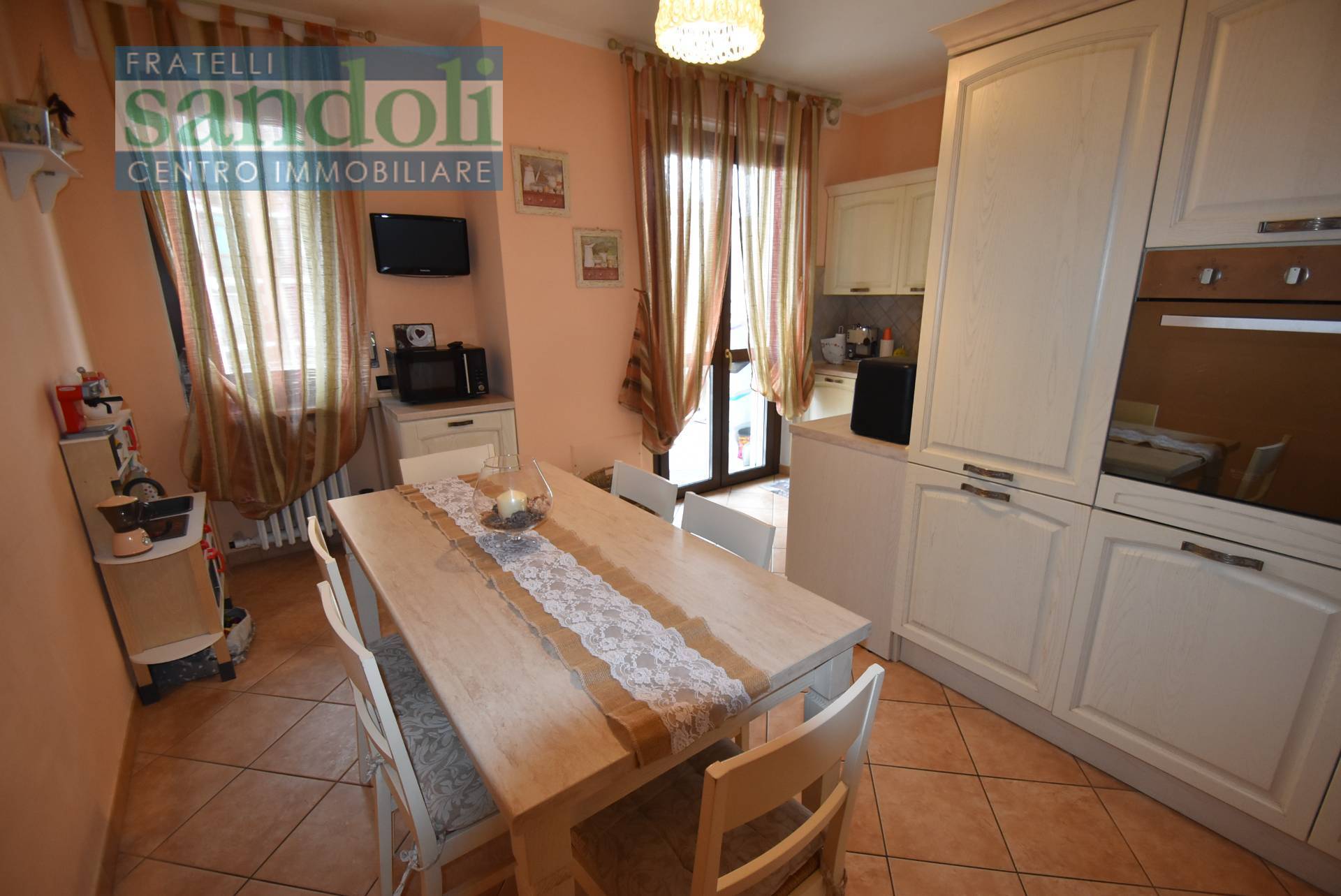 Appartamento in vendita a Vercelli, Porta Milano