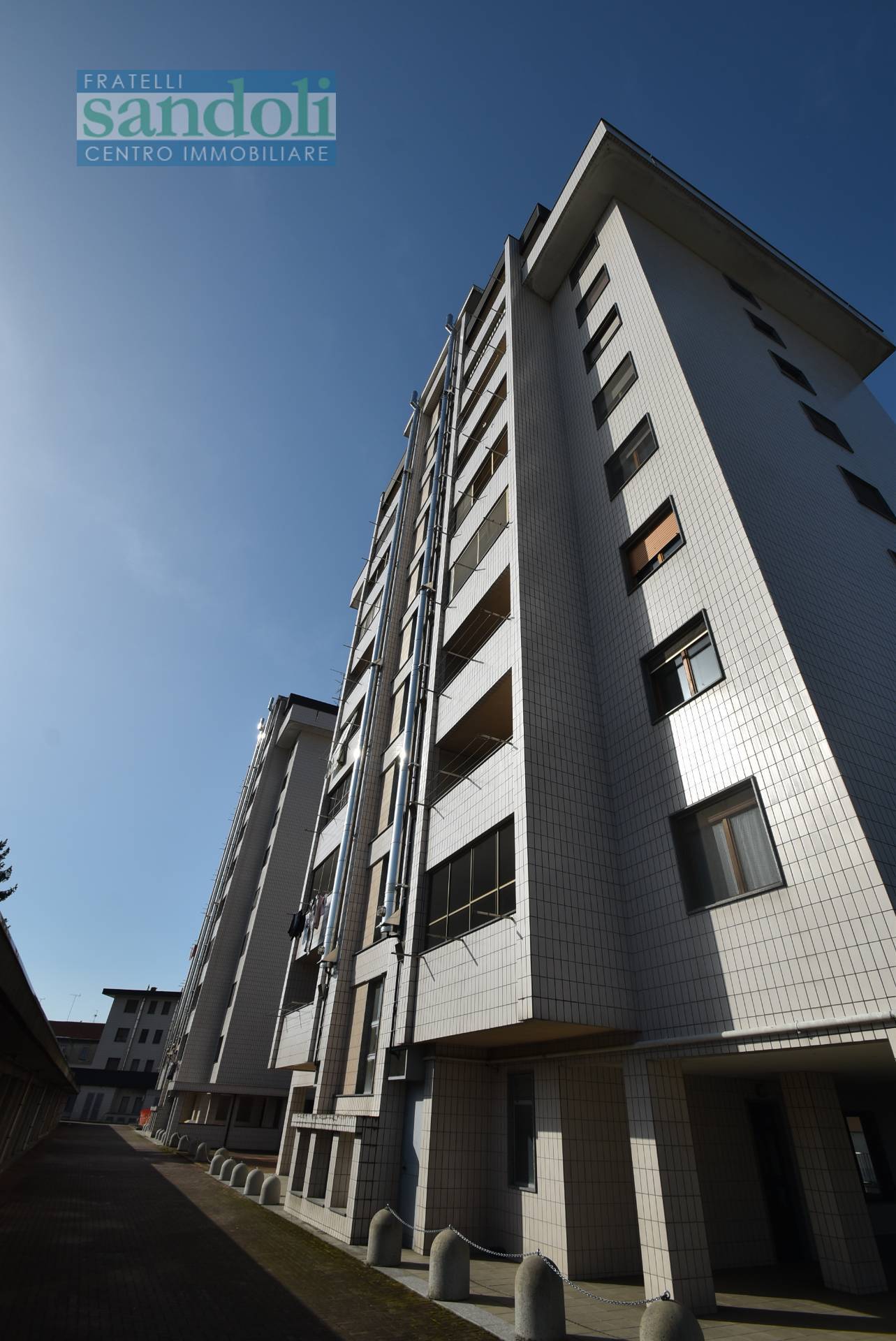 Stabile/Palazzo in vendita a Vercelli, Porta Torino