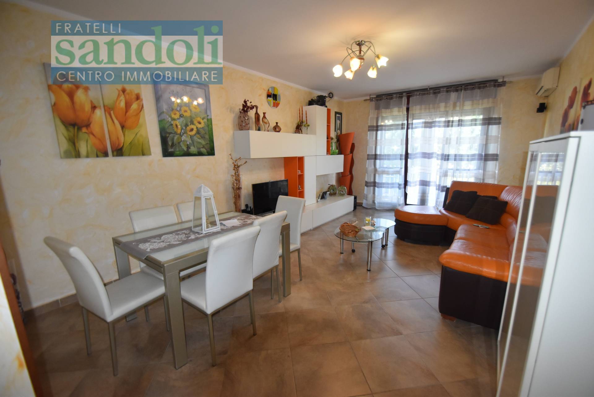 Appartamento in vendita a Vercelli, Porta Torino