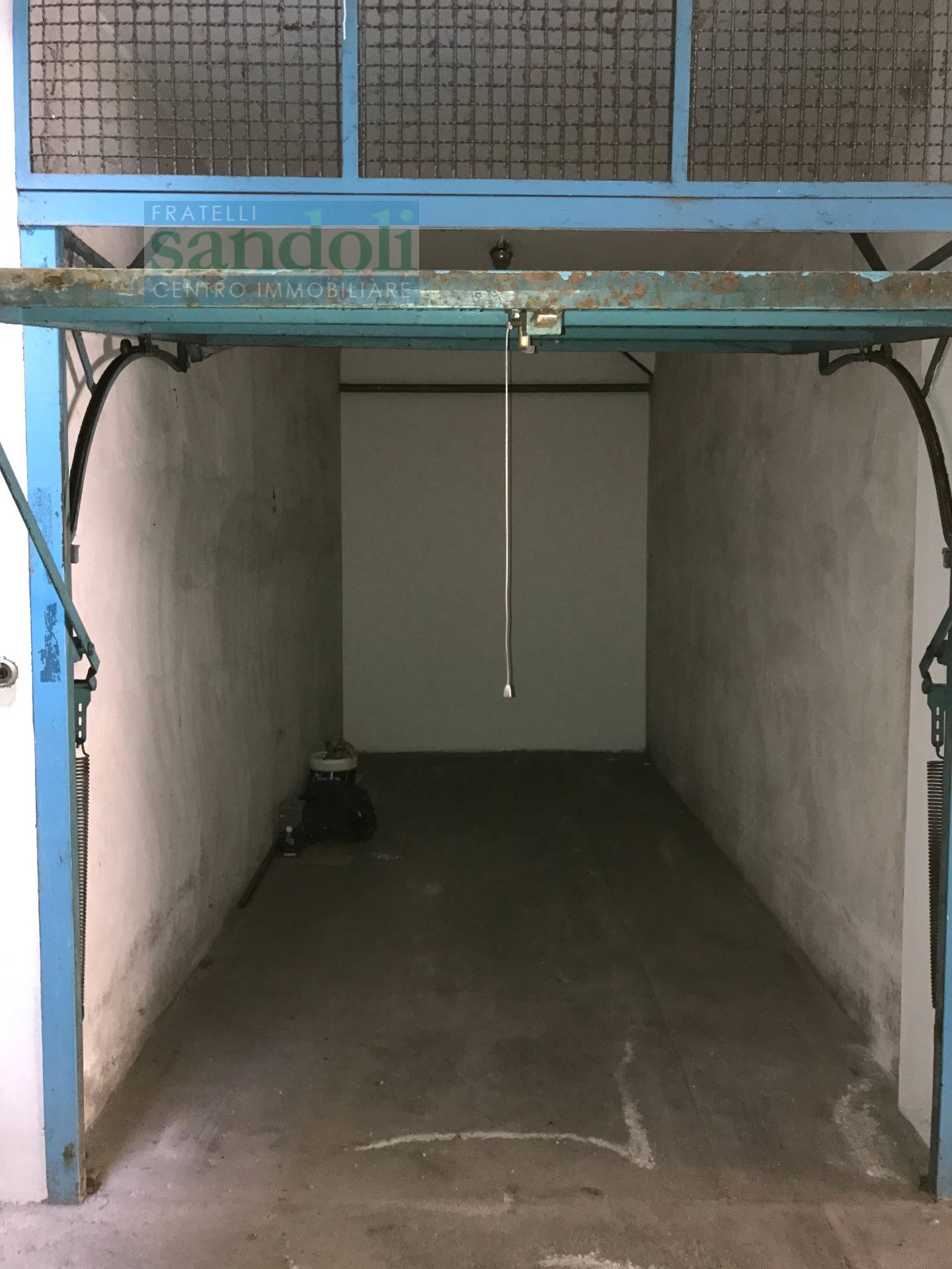 Box in vendita a Vercelli, Zona Rimembranza