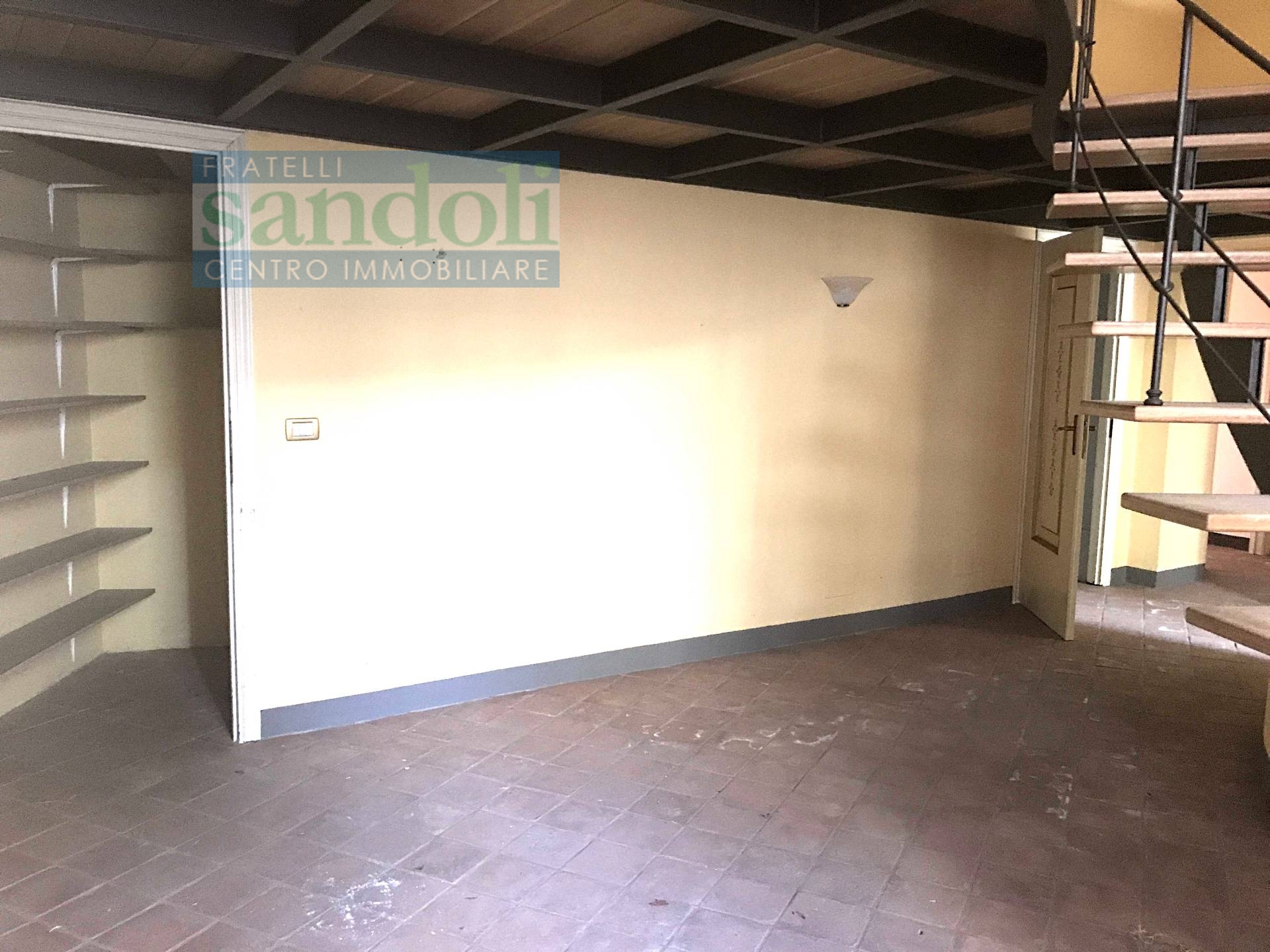 Appartamento in affitto a Vercelli, Centro