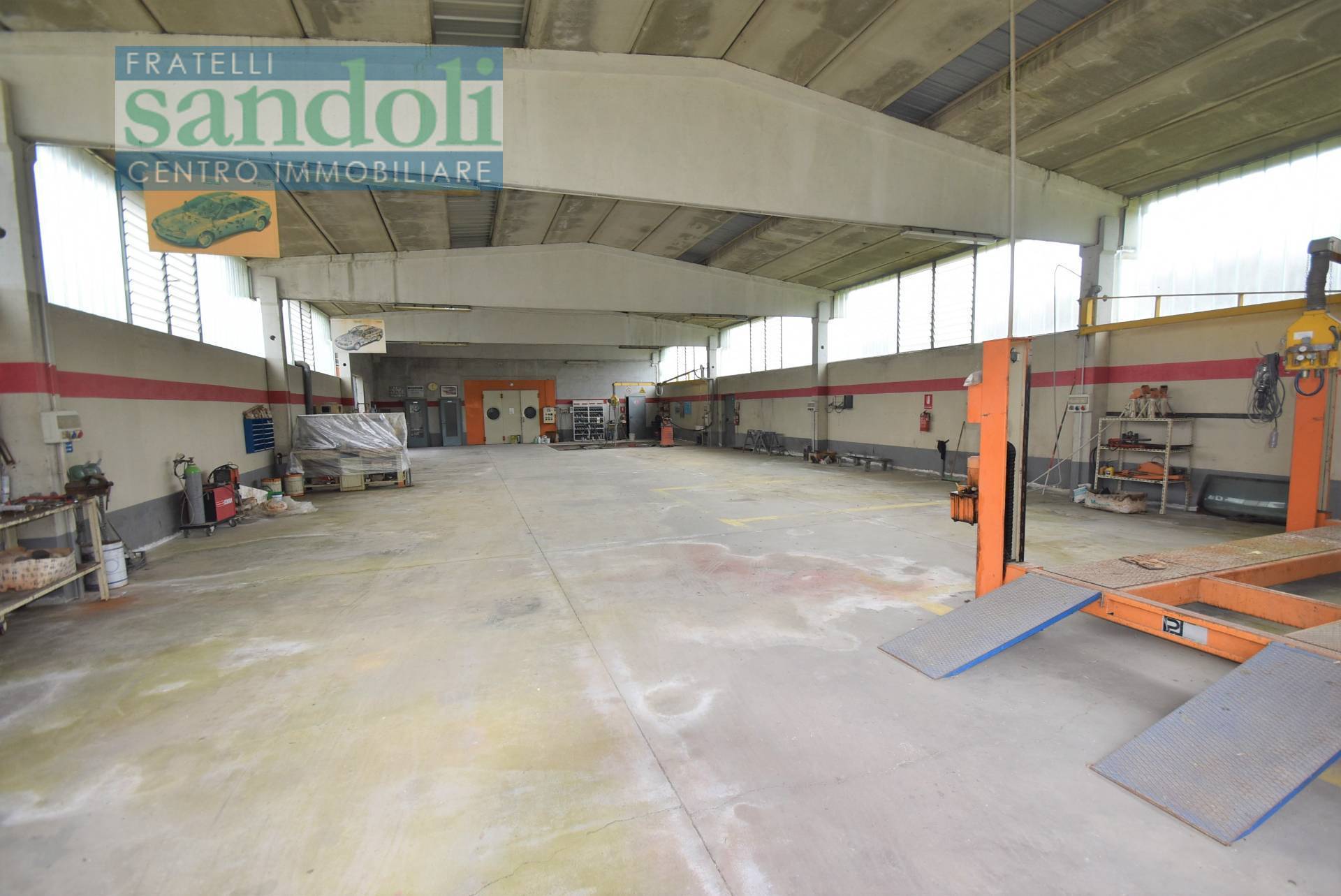 Capannone in vendita a Olcenengo, Paesi