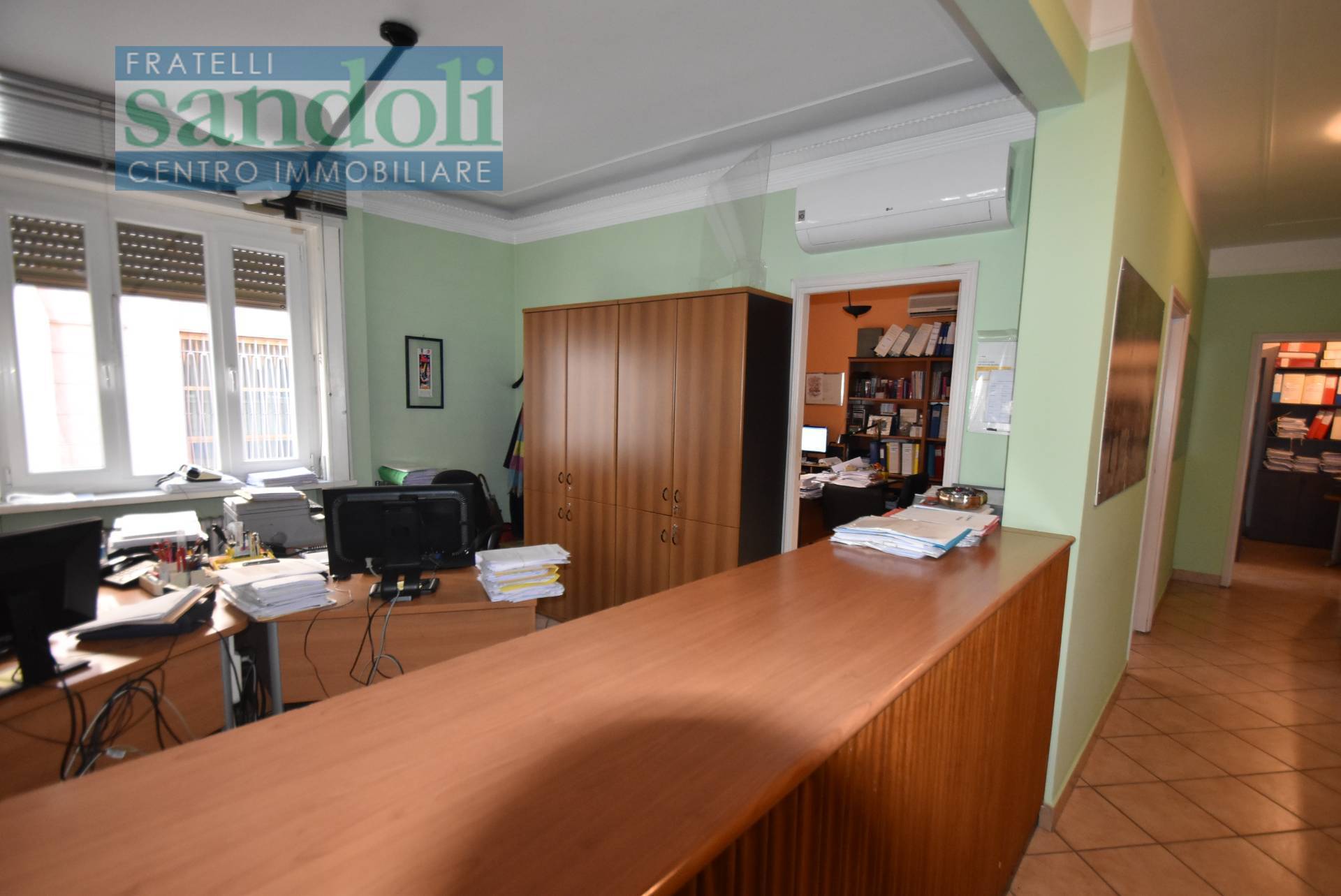 Ufficio in vendita a Vercelli, Centro