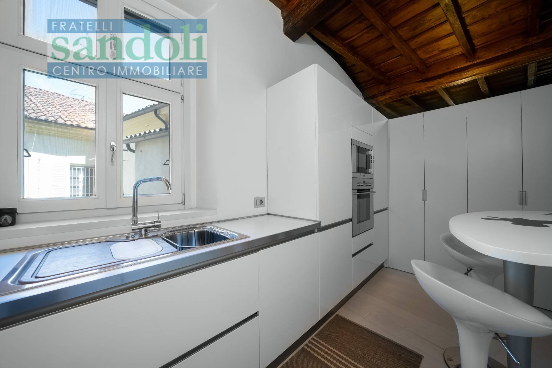 Appartamento in vendita a Vercelli, Centro