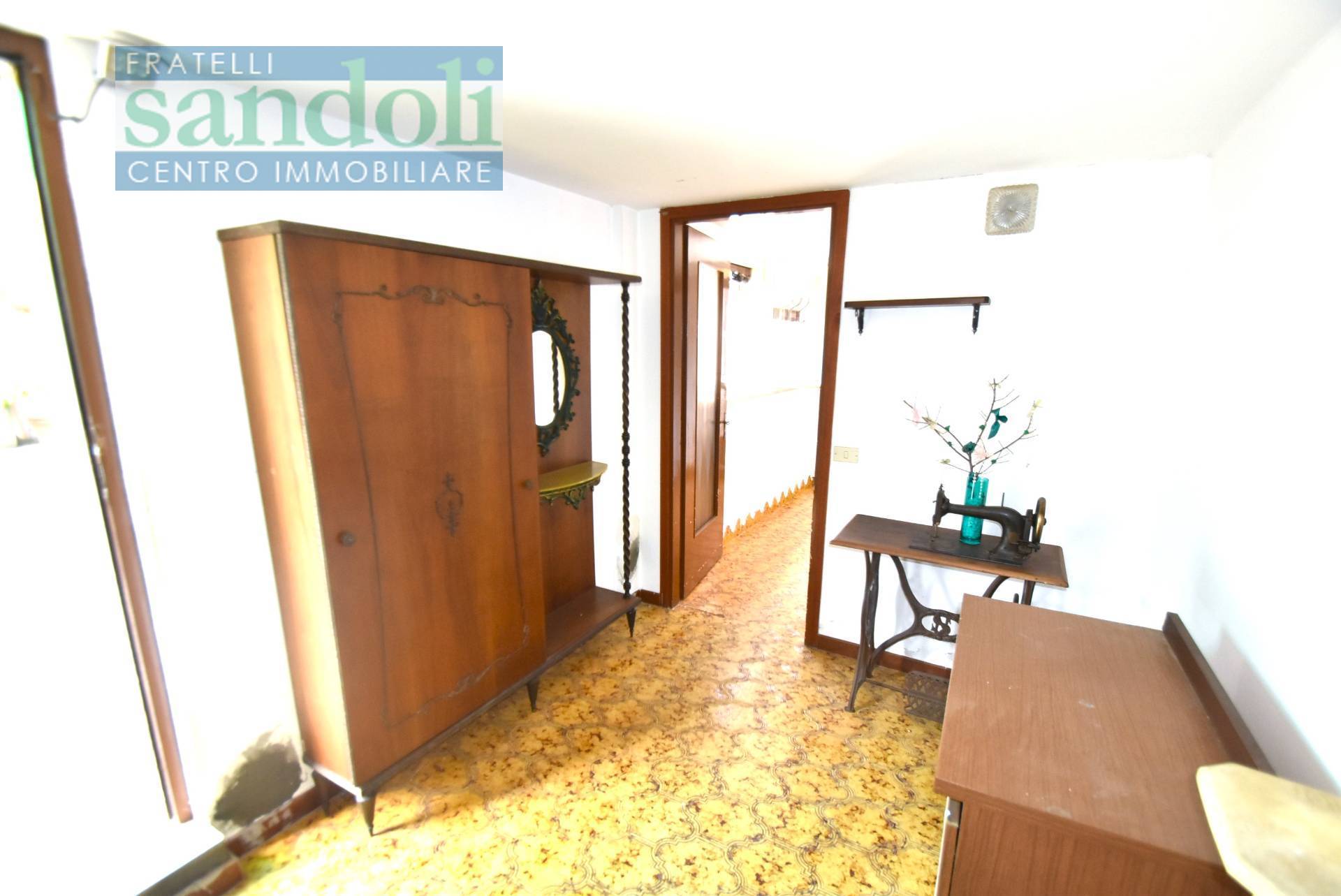 Indipendente in vendita a Vercelli, Cappuccini