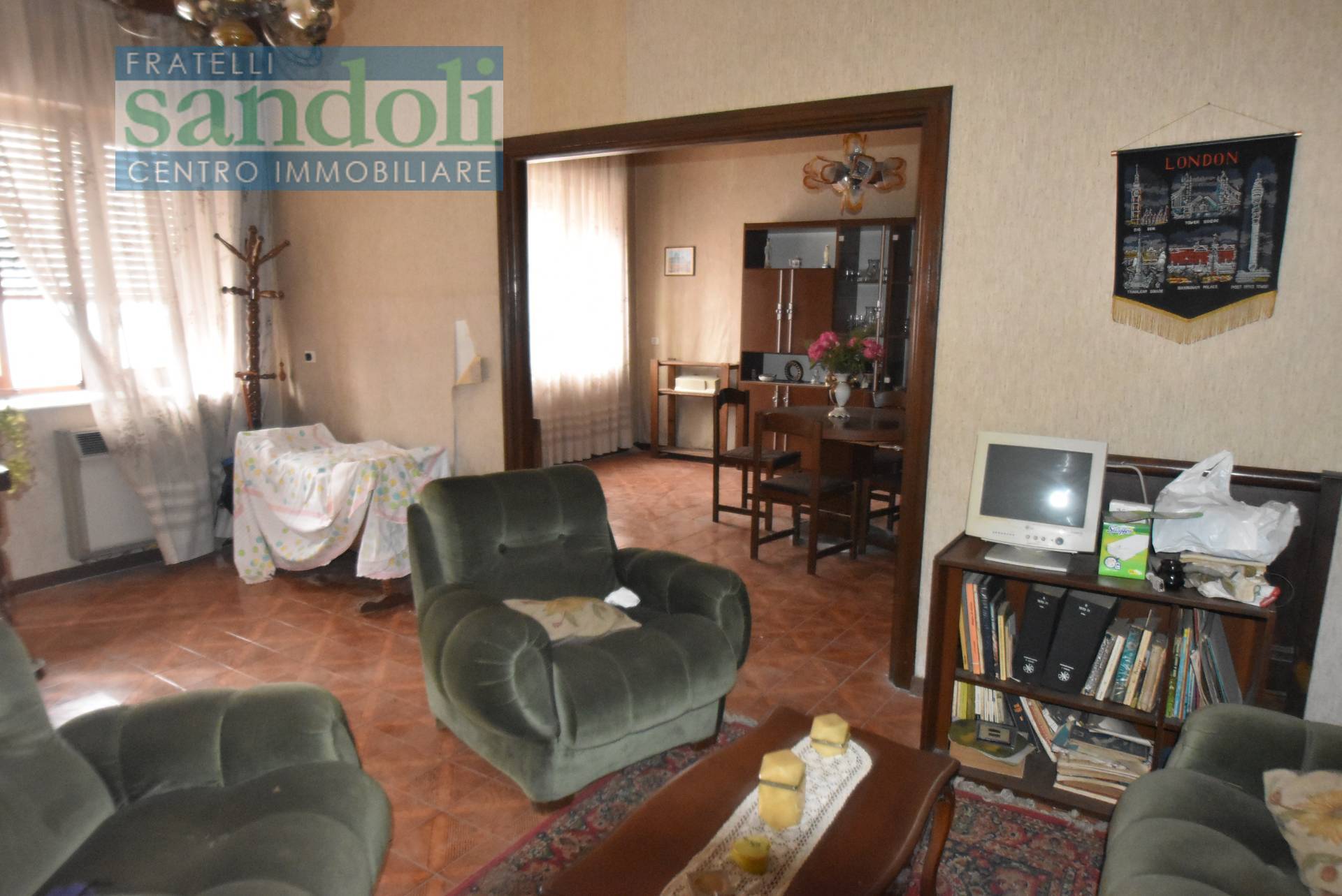 Indipendente in vendita a Palestro, Paesi