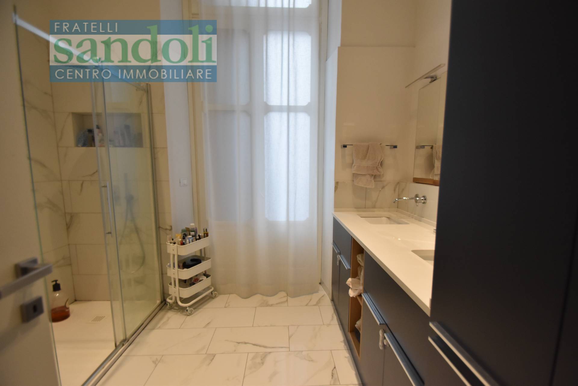 Appartamento in vendita a Vercelli, Centro