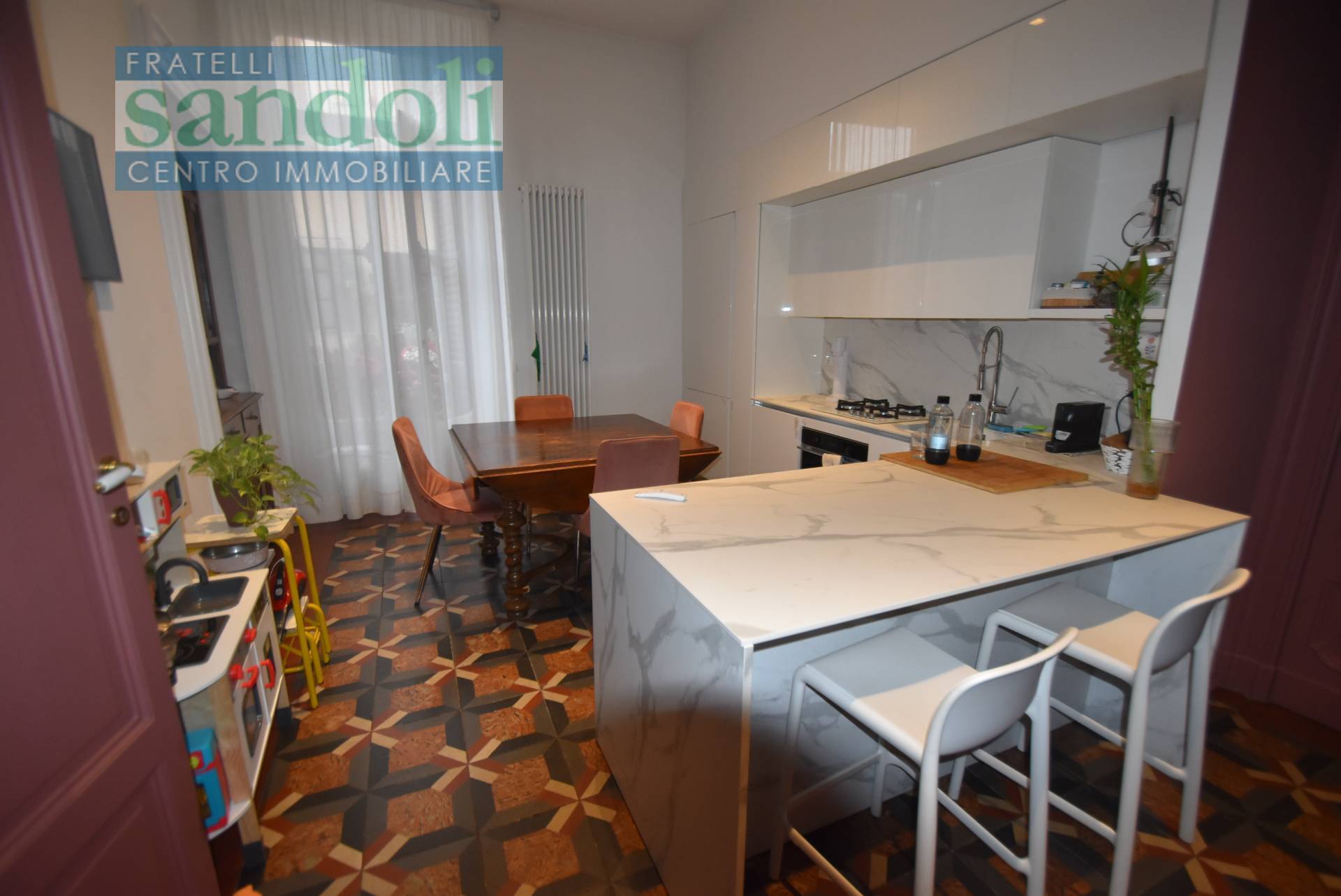 Appartamento in vendita a Vercelli, Centro