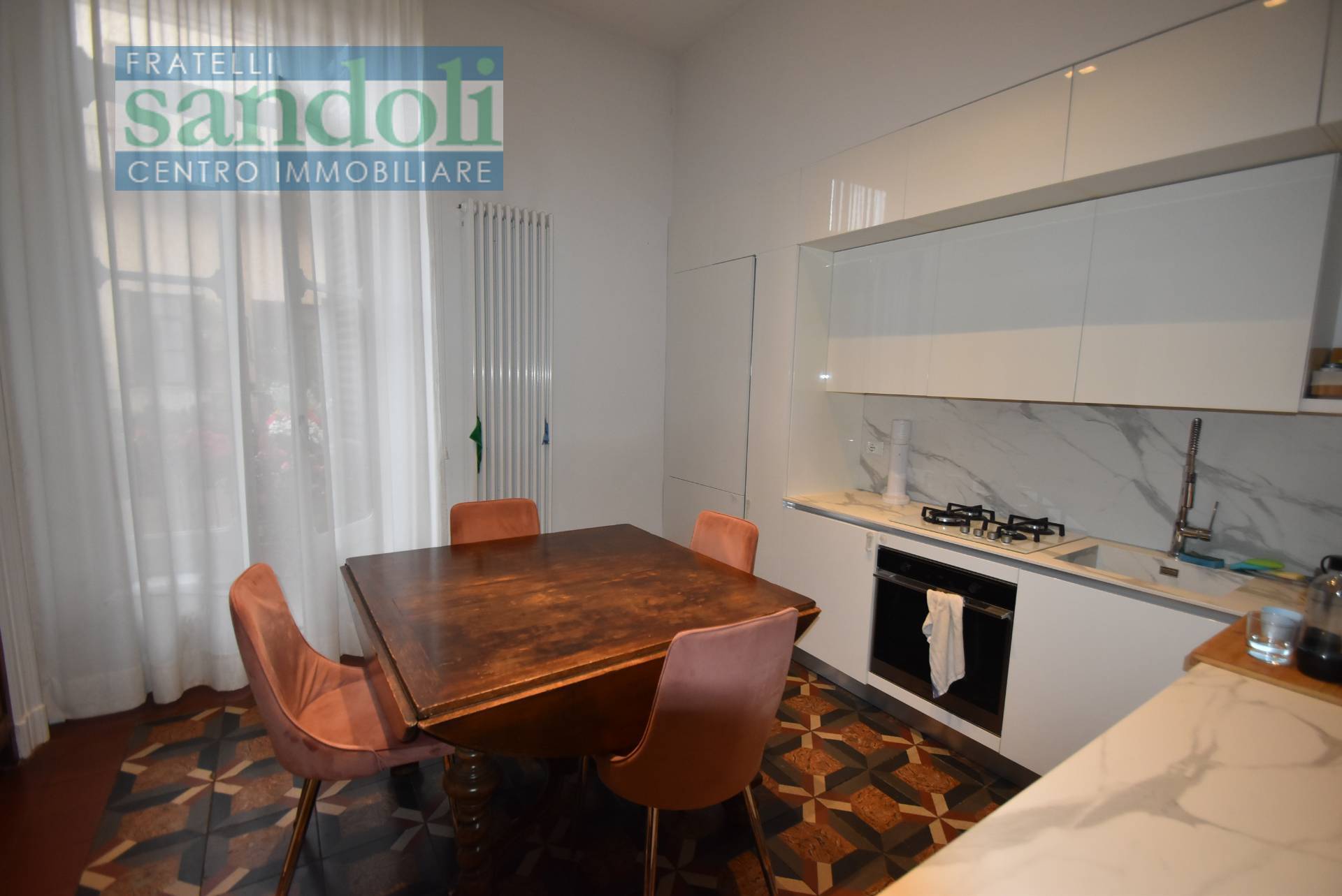 Appartamento in vendita a Vercelli, Centro