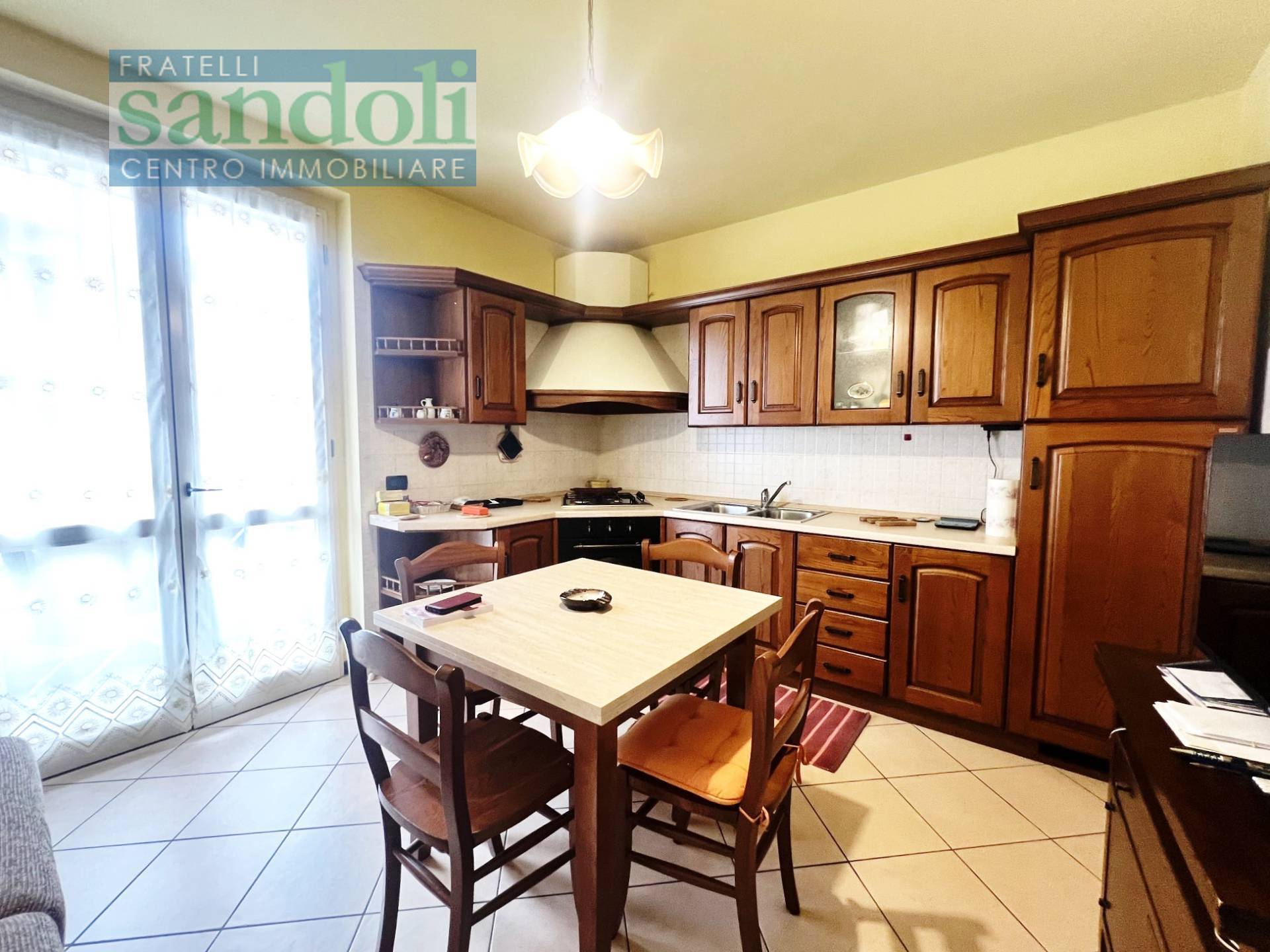 Appartamento in vendita a Vercelli, Centro