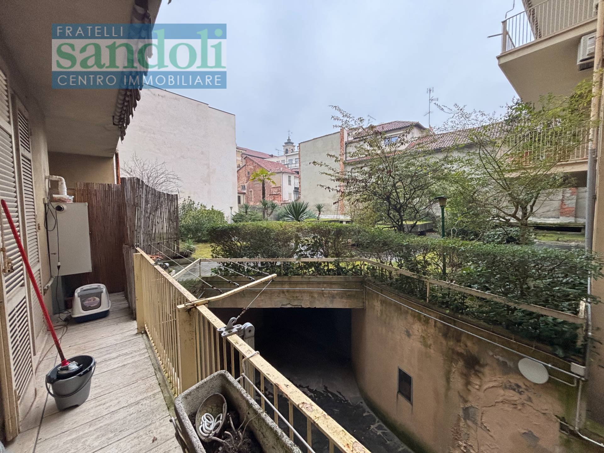 Appartamento in vendita a Vercelli, Centro