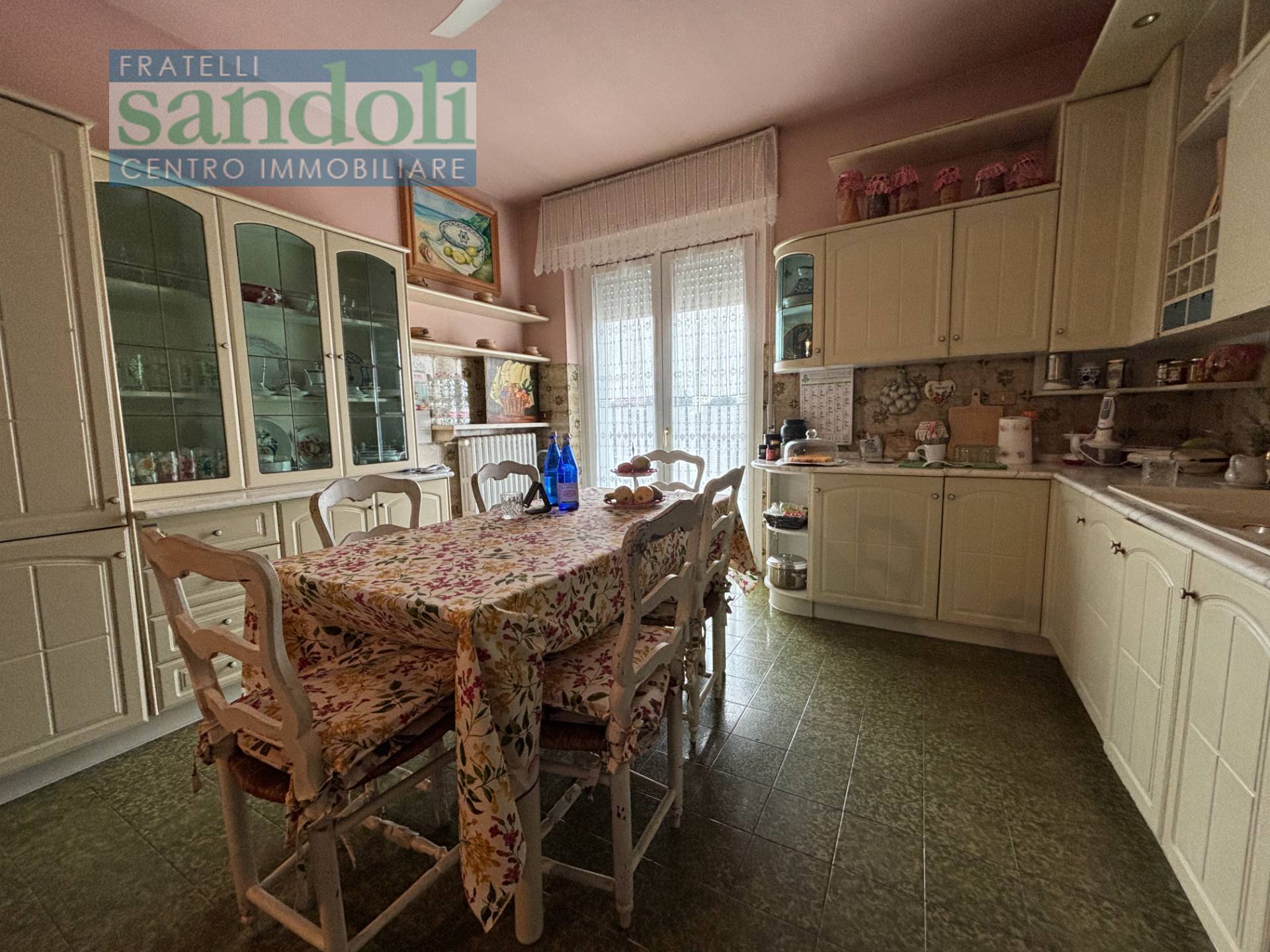 Villa bifamiliare in vendita a Caresanablot, Paesi